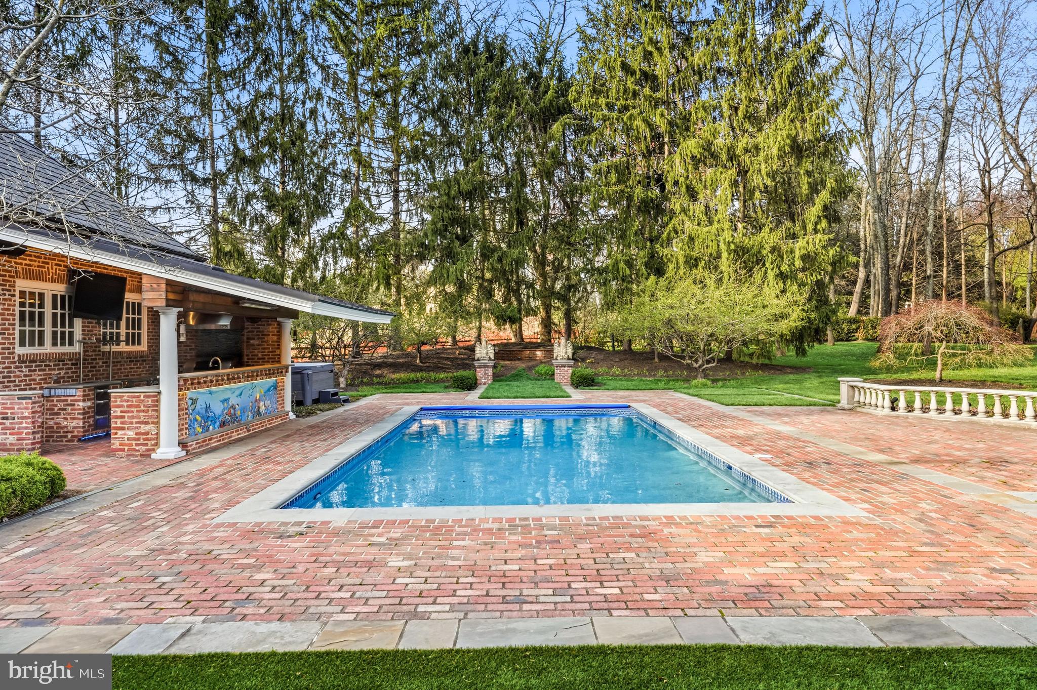 MERION GOLF ESTATES - Residential