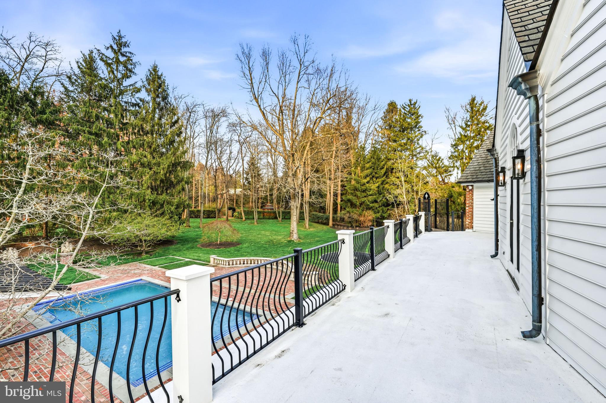 MERION GOLF ESTATES - Residential