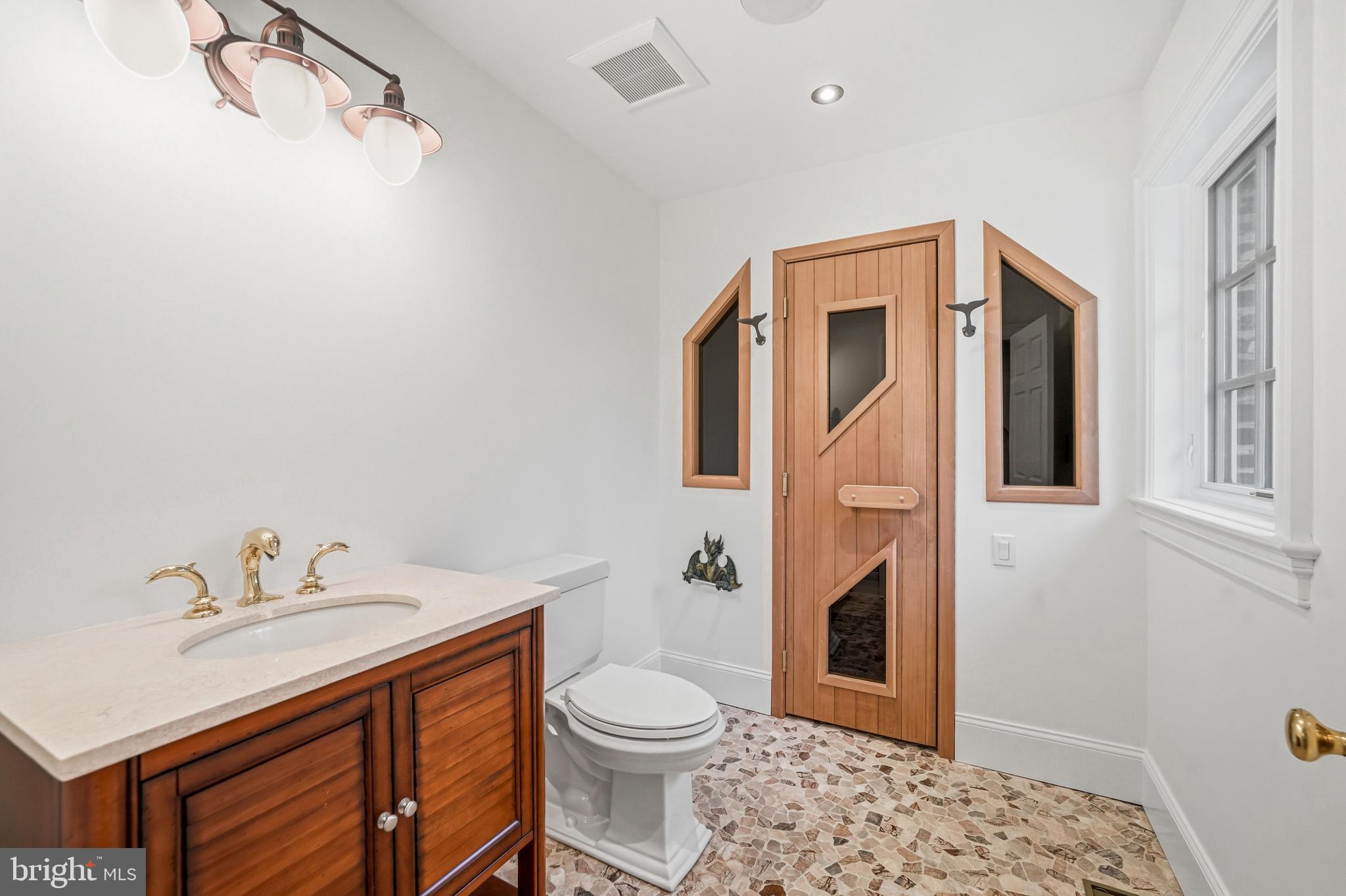 MERION GOLF ESTATES - Residential