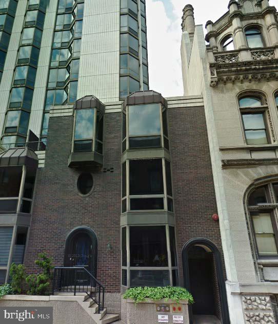 RITTENHOUSE SQUARE - Residential Lease