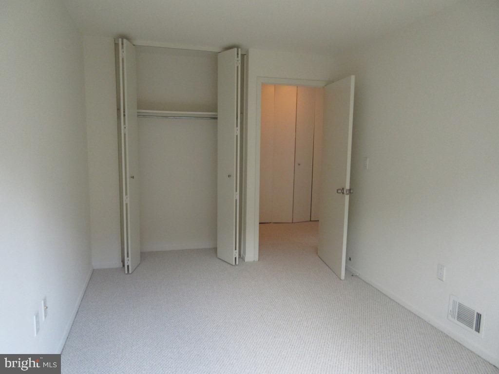 RITTENHOUSE SQUARE - Residential Lease