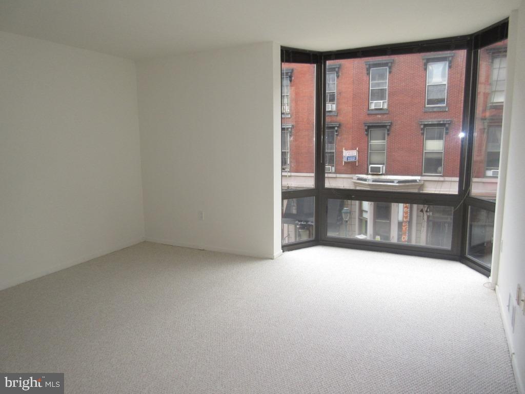RITTENHOUSE SQUARE - Residential Lease