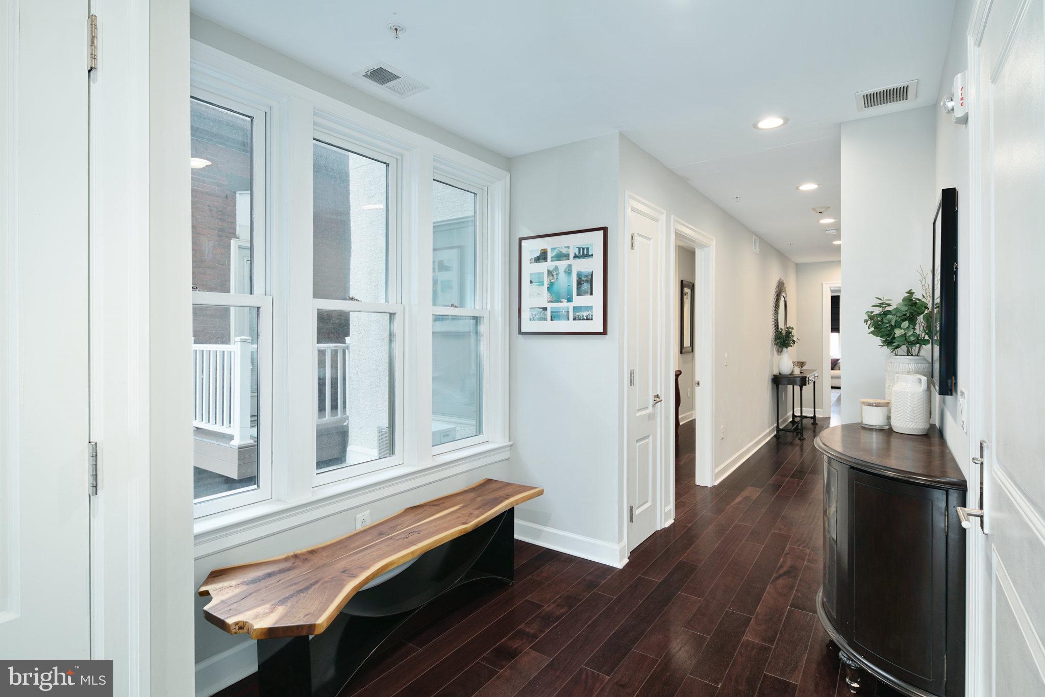 ART MUSEUM AREA - Residential