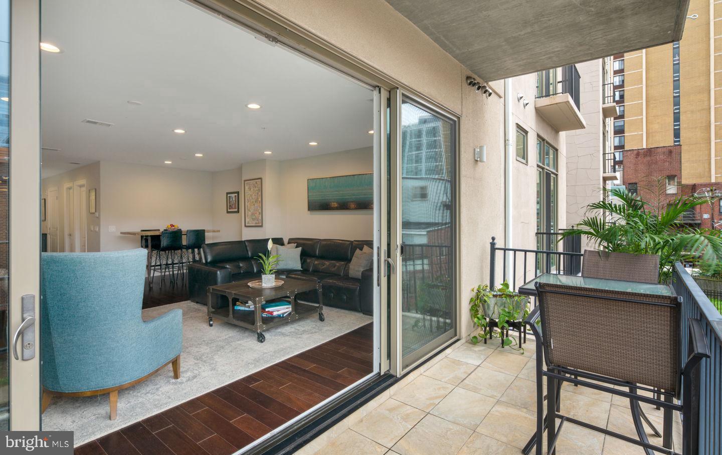 ART MUSEUM AREA - Residential