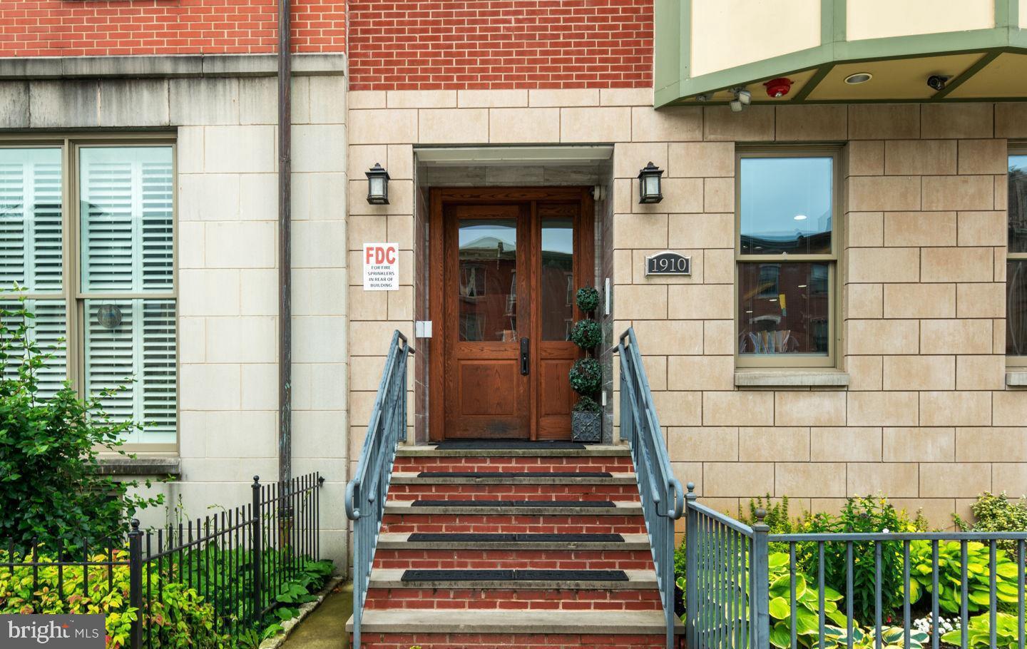 ART MUSEUM AREA - Residential