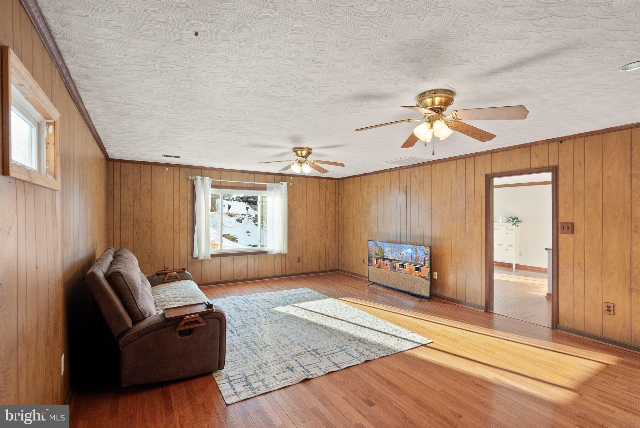 HICKORY RIDGE - Residential