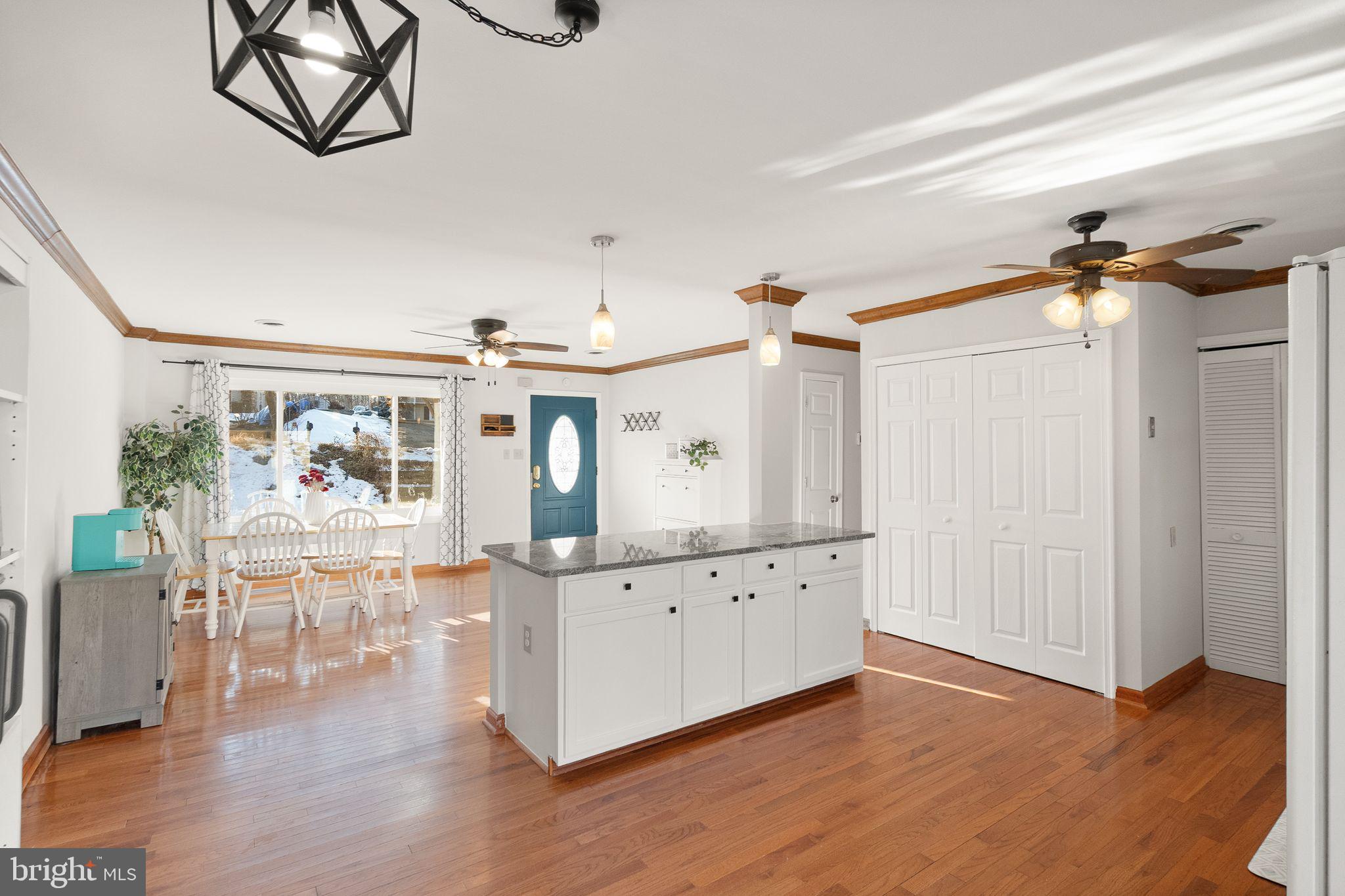 HICKORY RIDGE - Residential