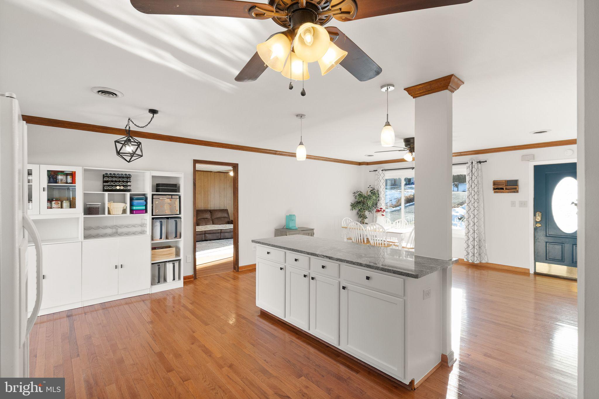 HICKORY RIDGE - Residential