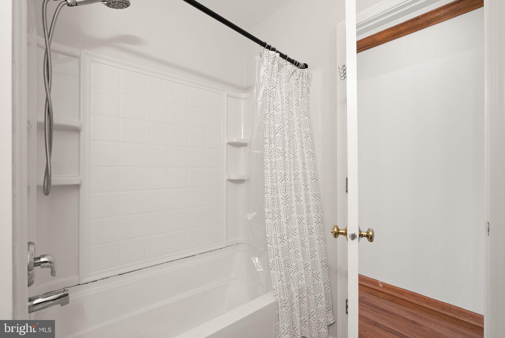 HICKORY RIDGE - Residential