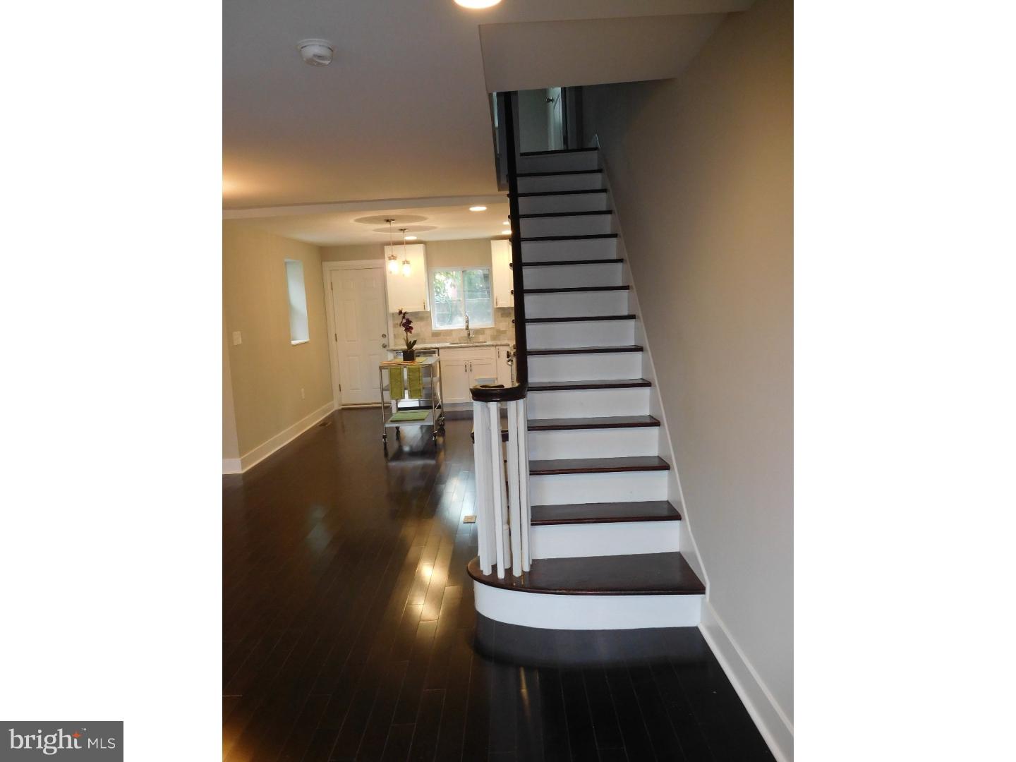 POINT BREEZE - Residential