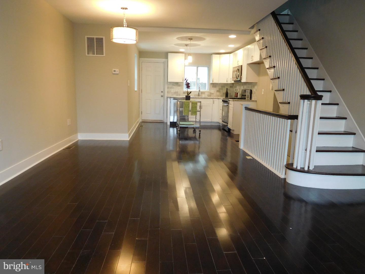 POINT BREEZE - Residential