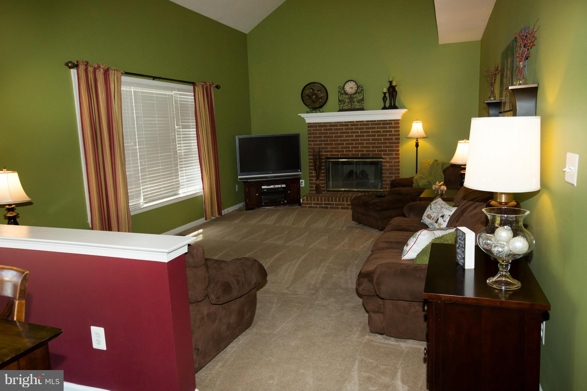 SOUTH RIDING - Residential