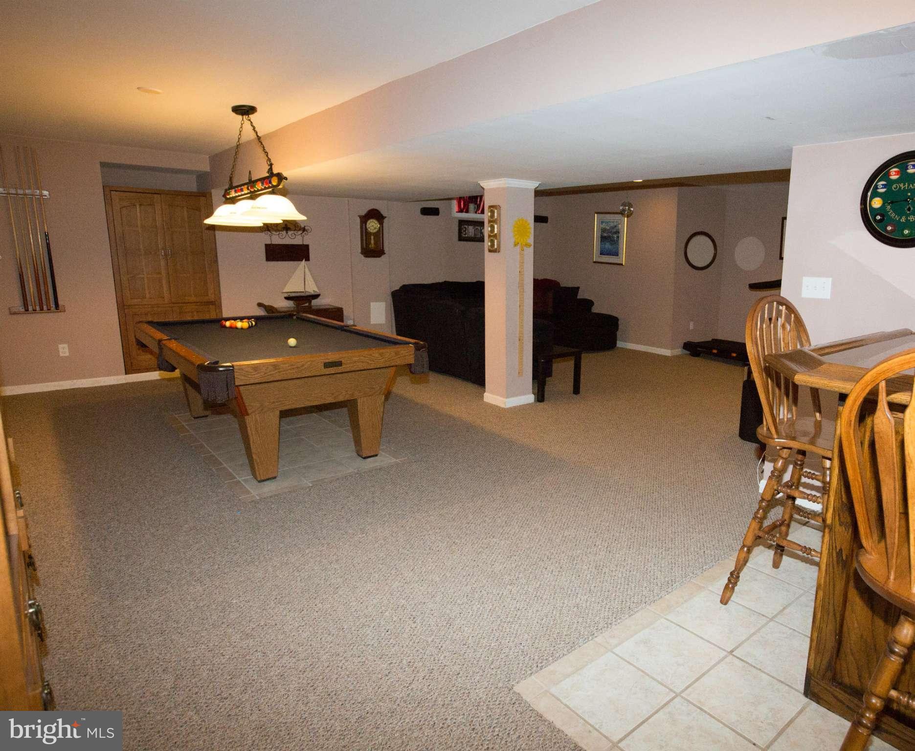 SOUTH RIDING - Residential