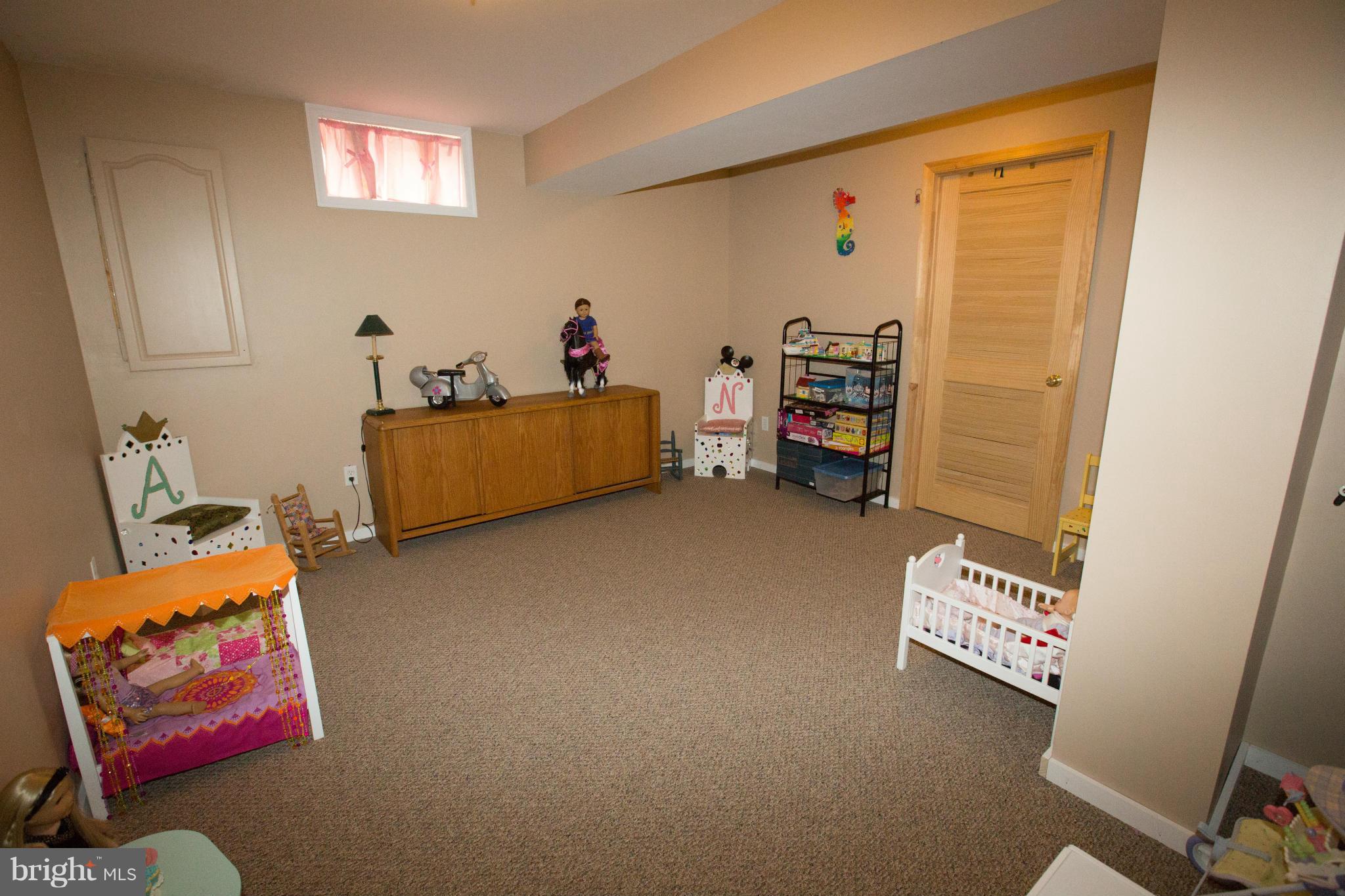 SOUTH RIDING - Residential