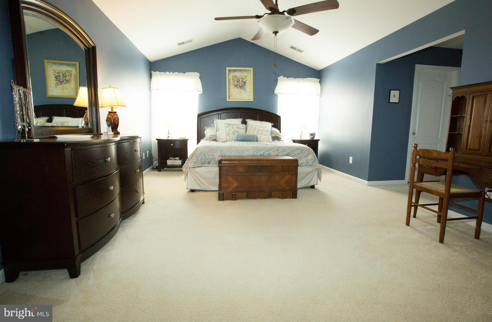 SOUTH RIDING - Residential