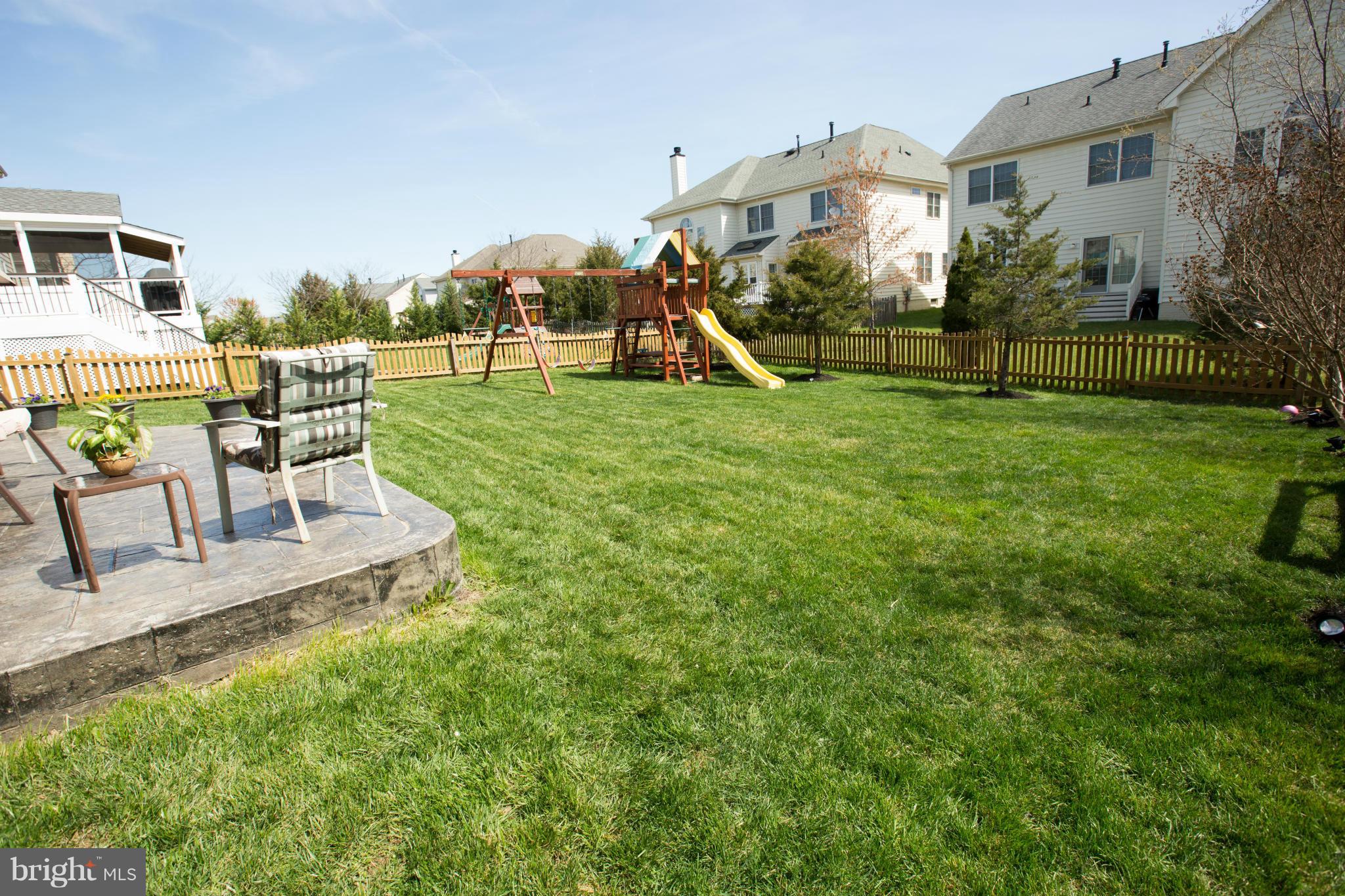 SOUTH RIDING - Residential