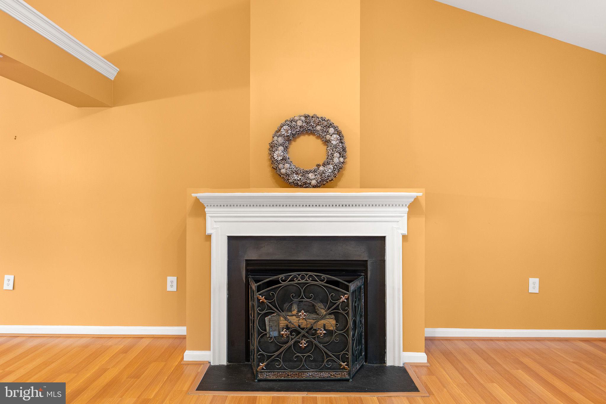 LOCUST HILL - Residential