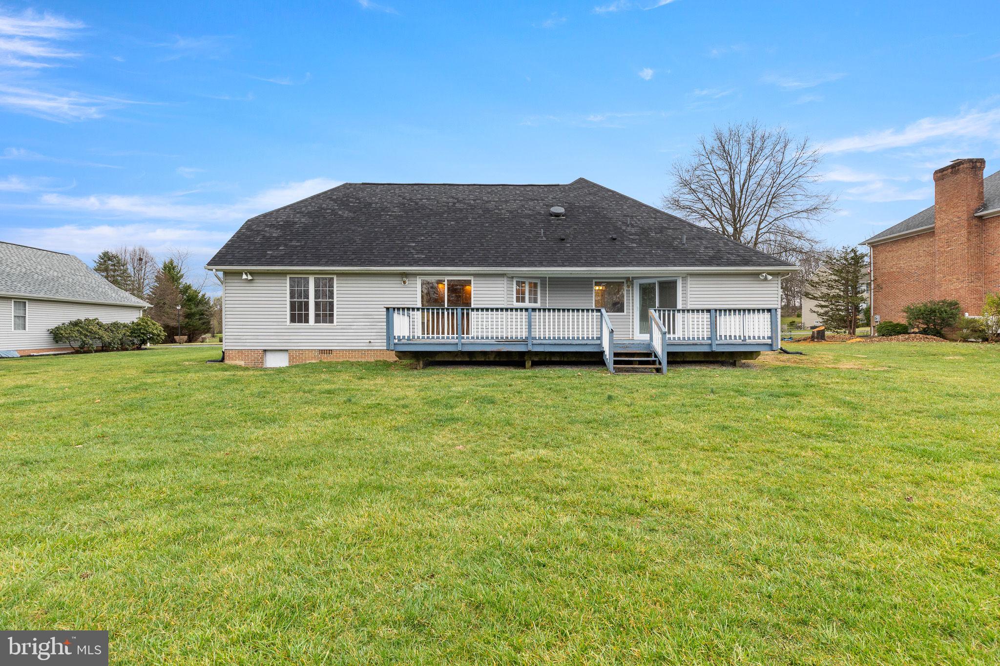 LOCUST HILL - Residential