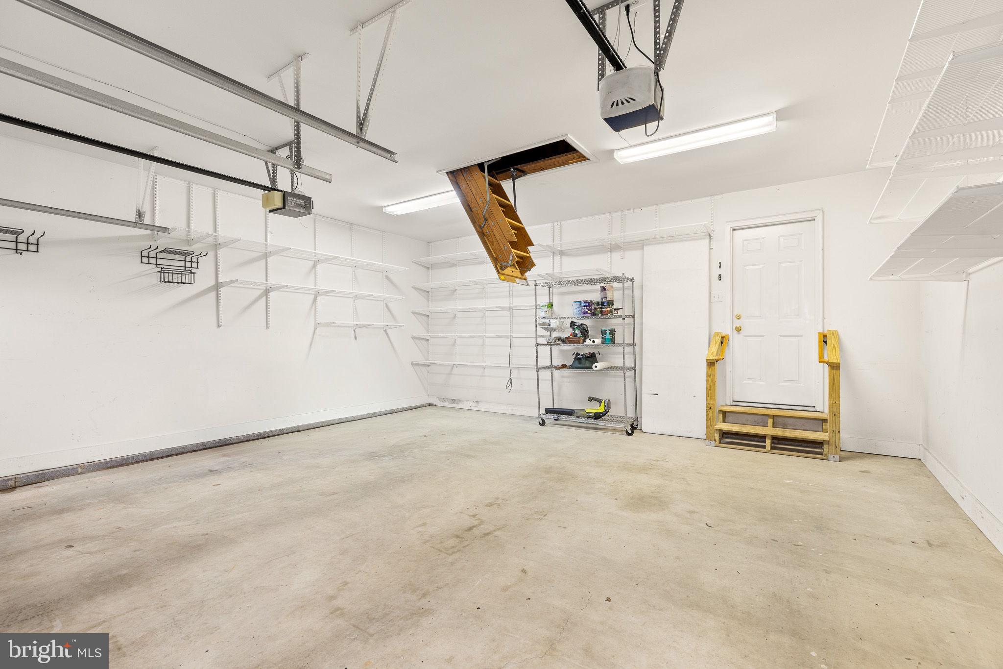 LOCUST HILL - Residential