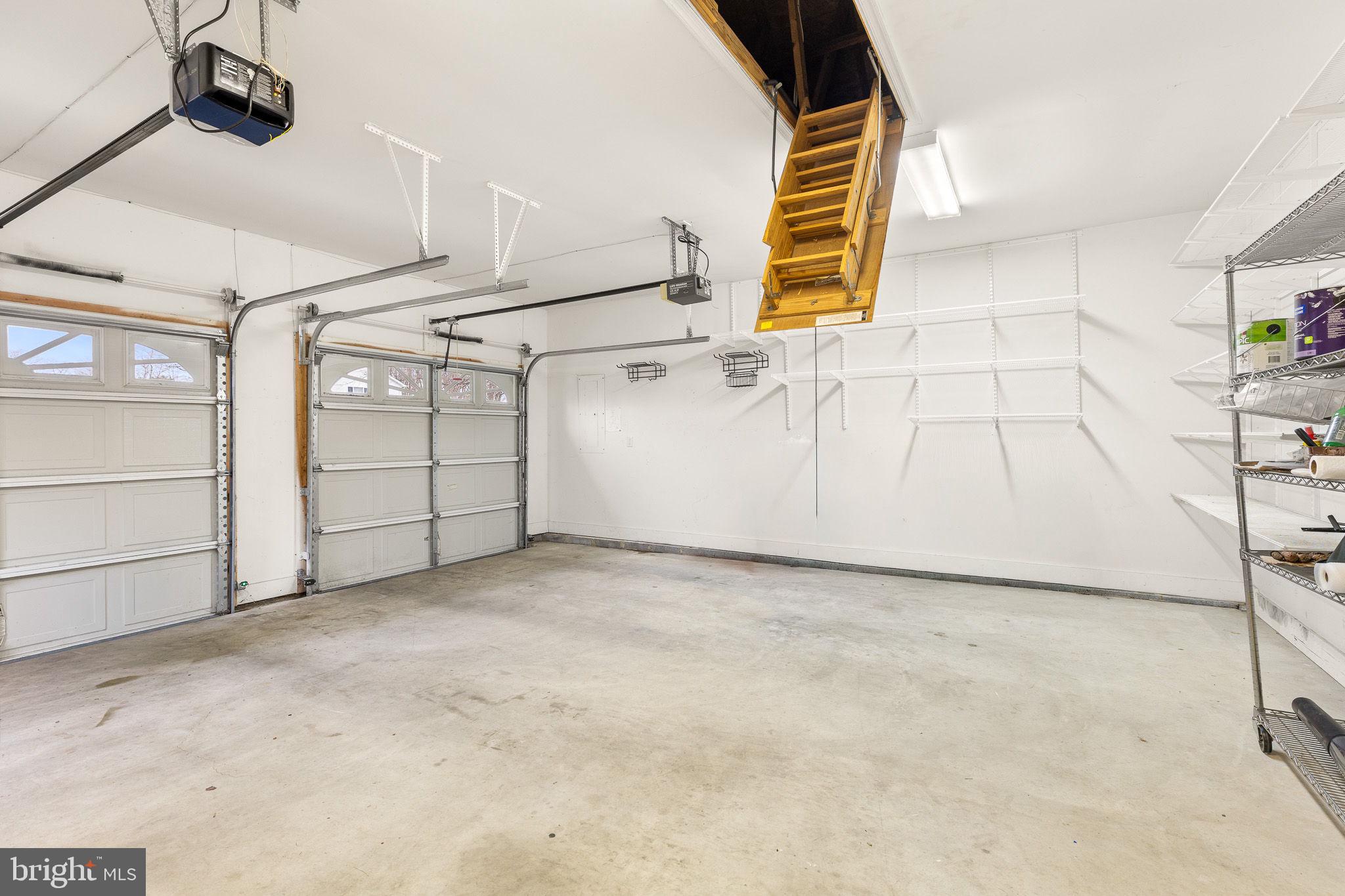 LOCUST HILL - Residential