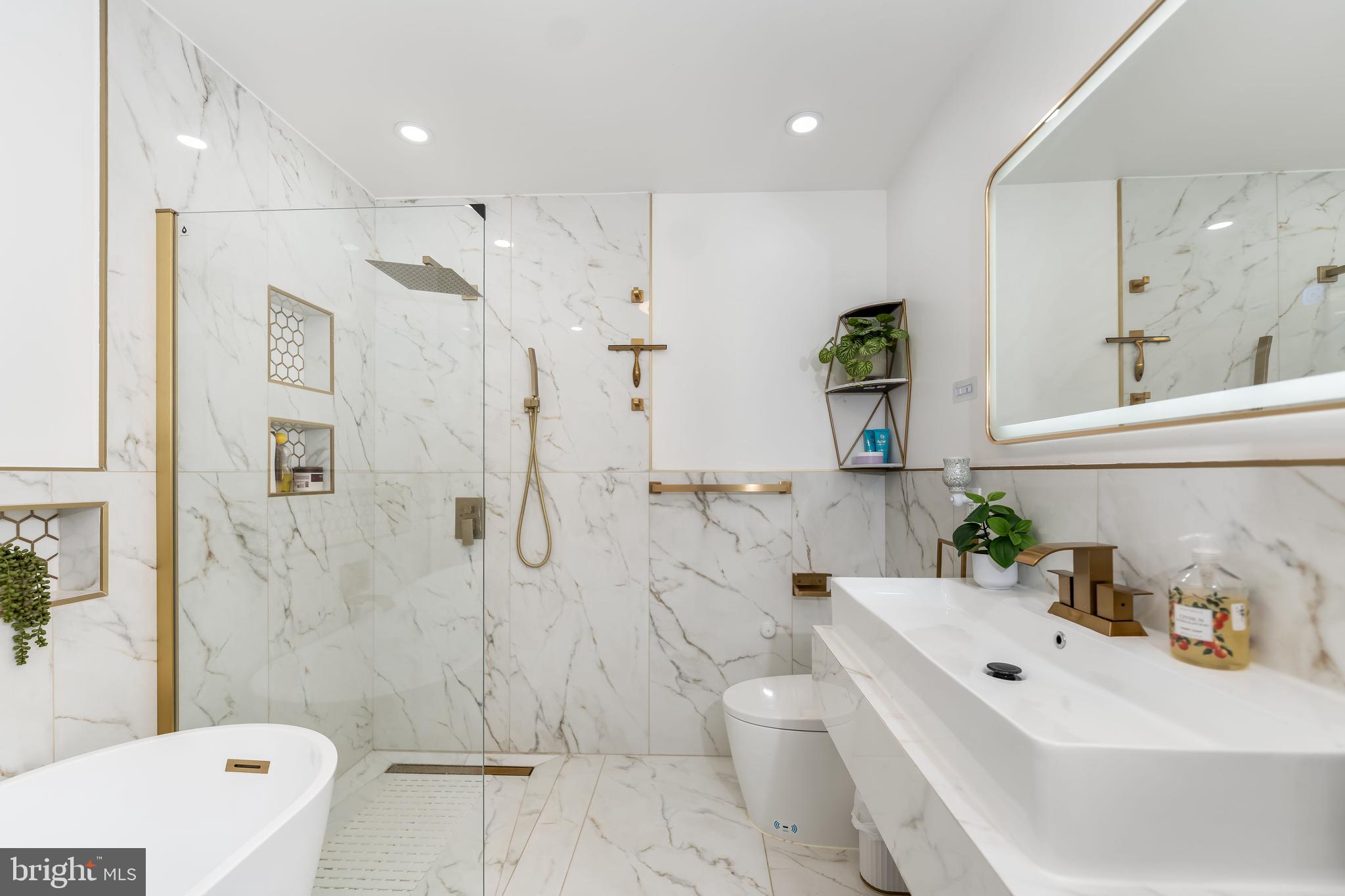 HAMPDEN - Residential