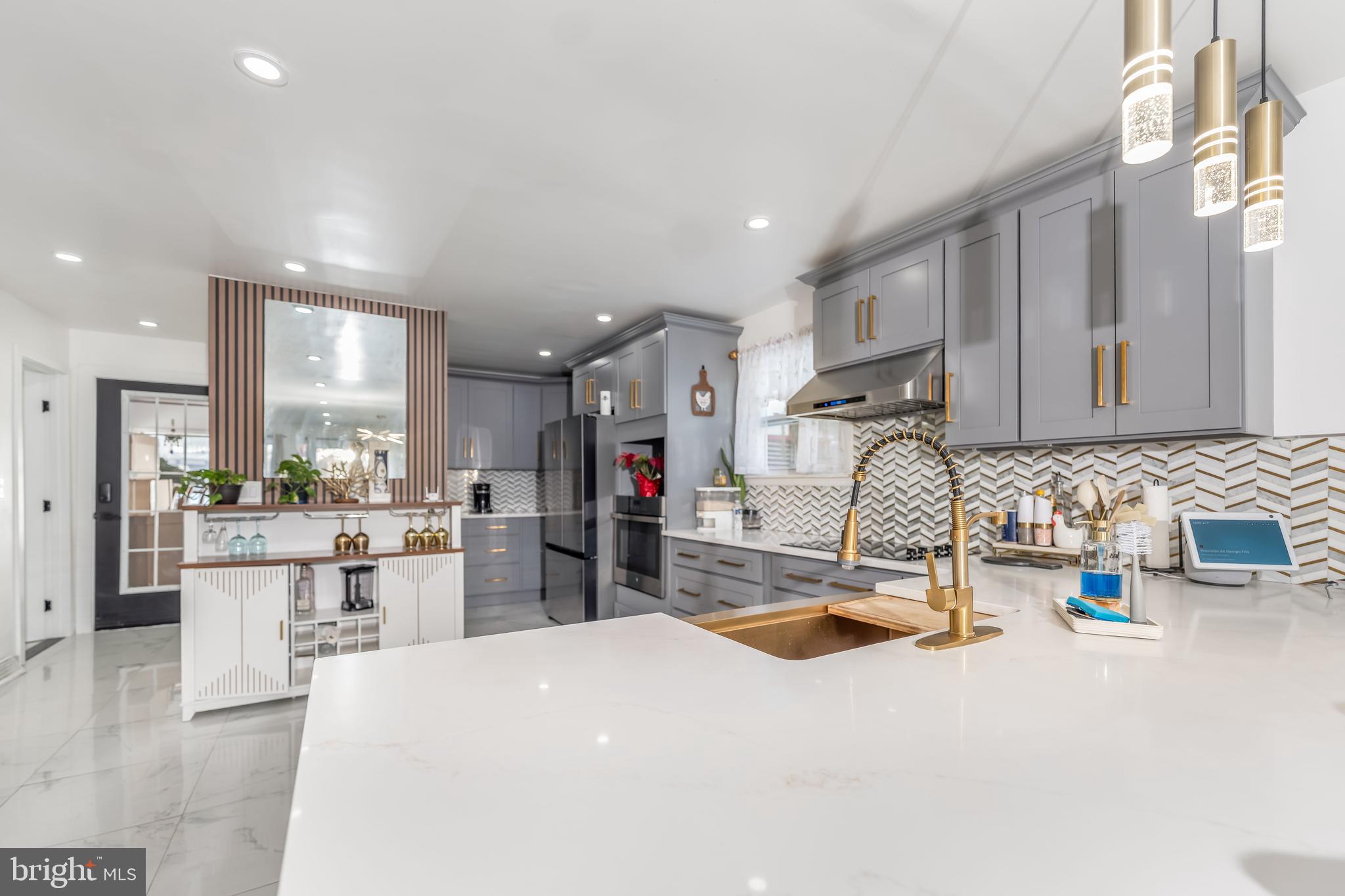 HAMPDEN - Residential