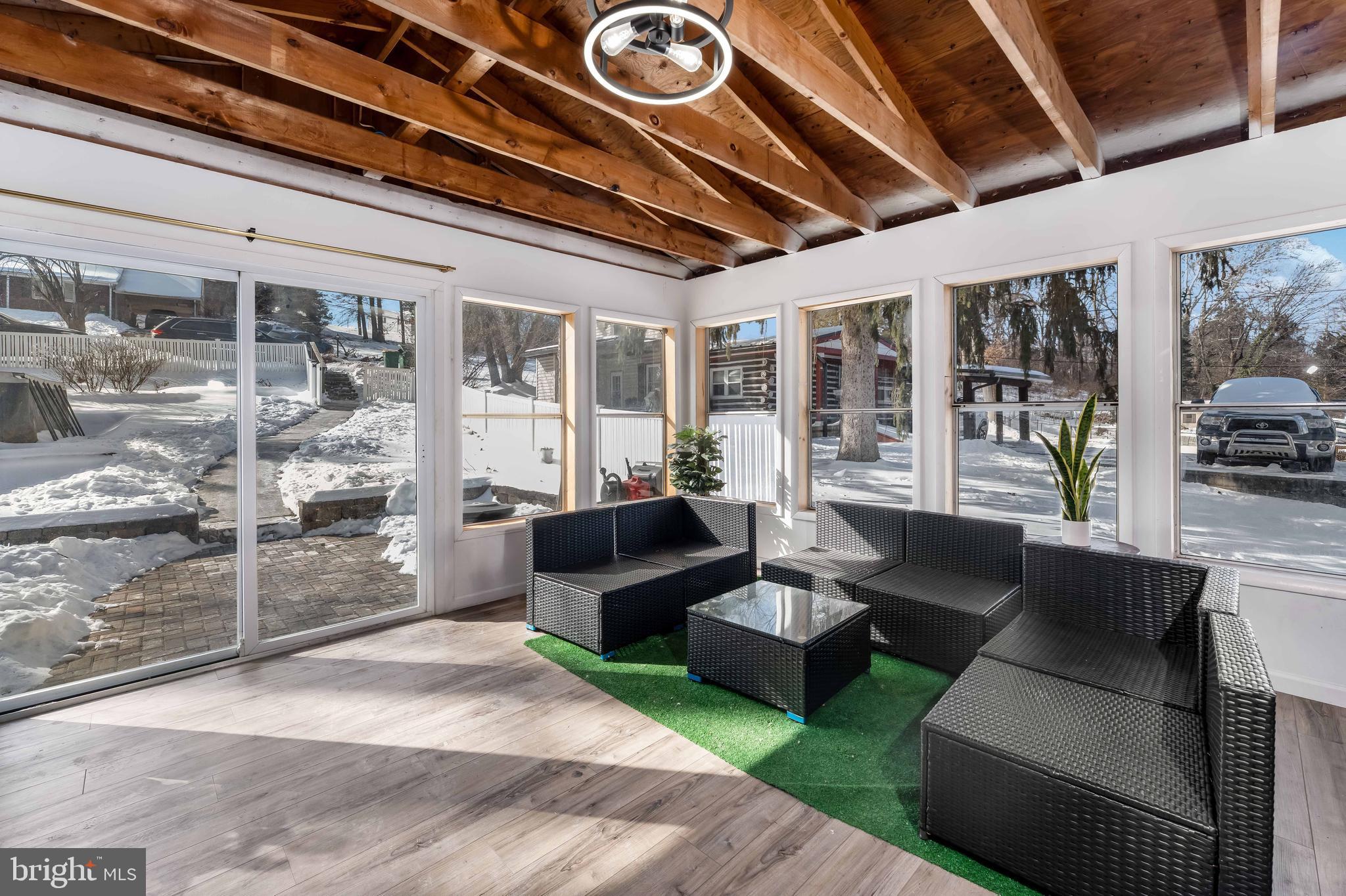 HAMPDEN - Residential