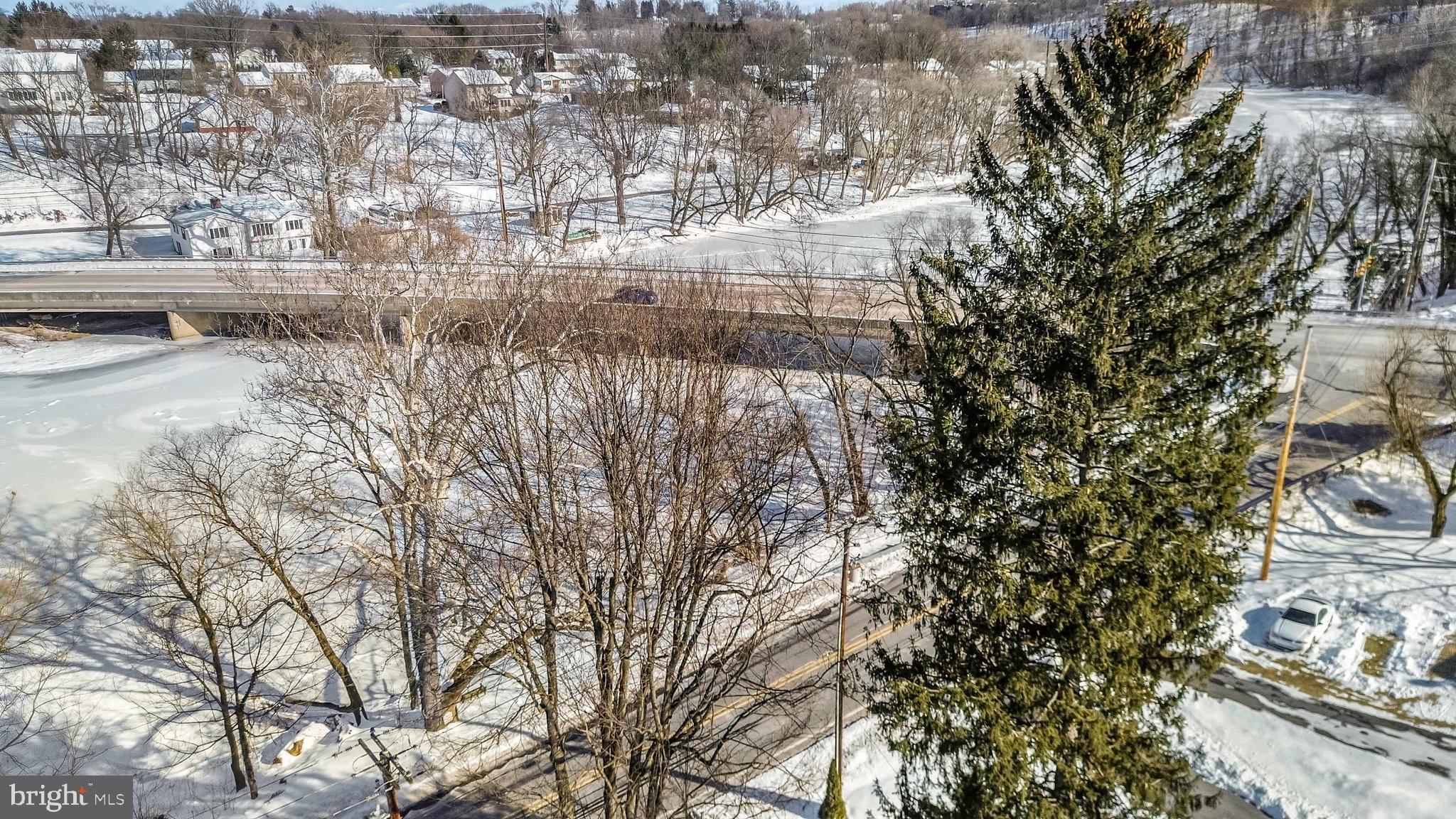 HAMPDEN - Residential