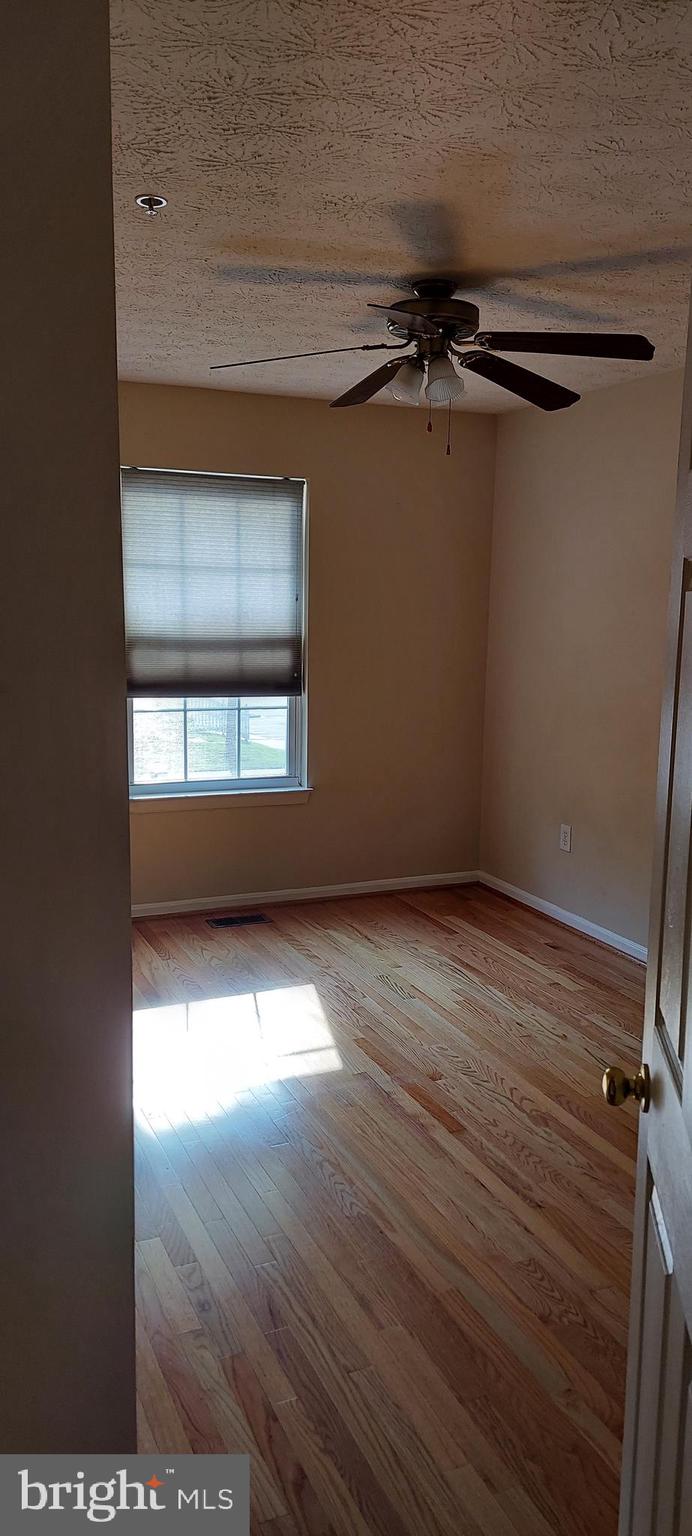 ASBURY WOODS - Residential Lease