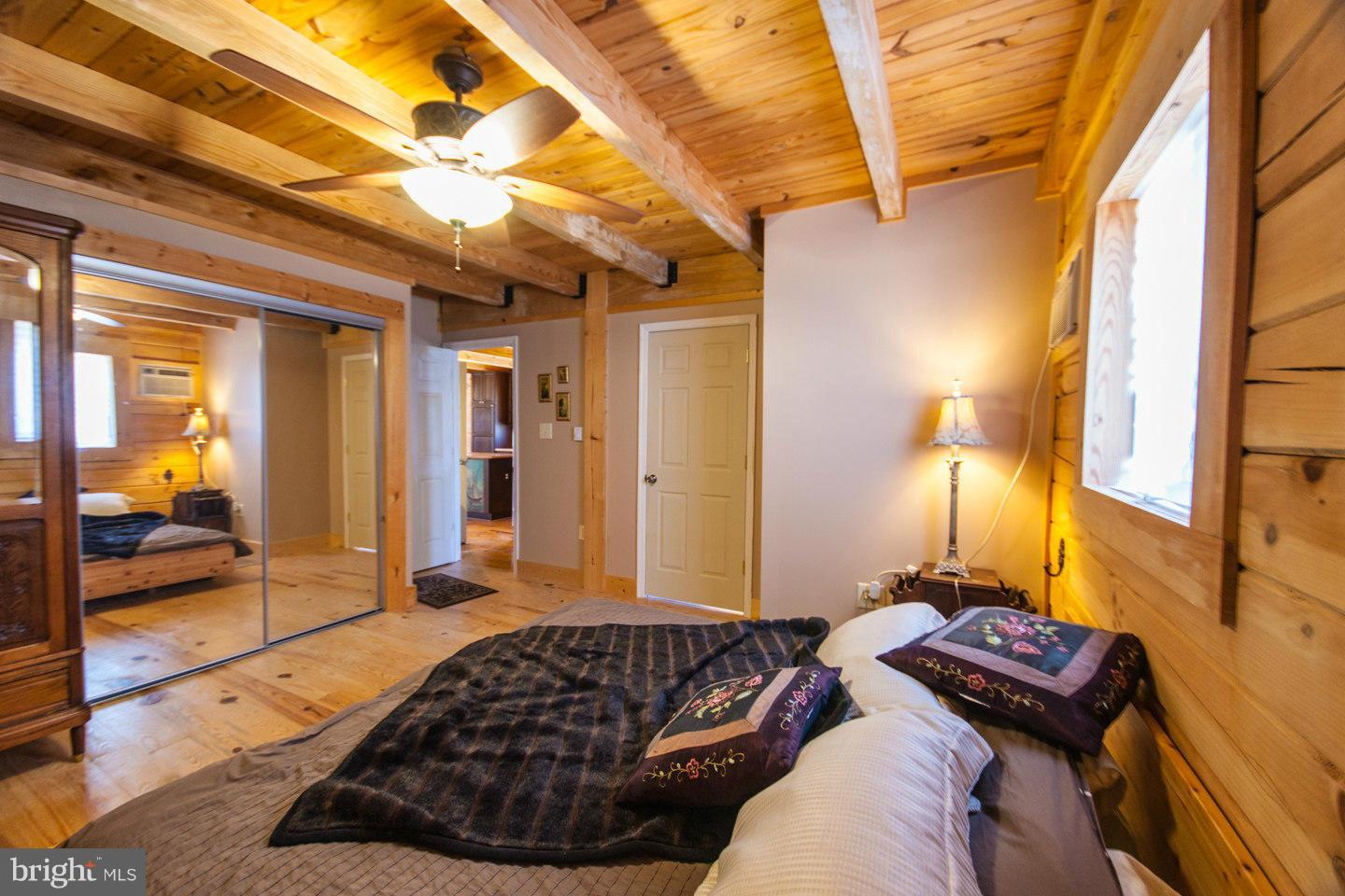 RIVER RIDGE - Residential