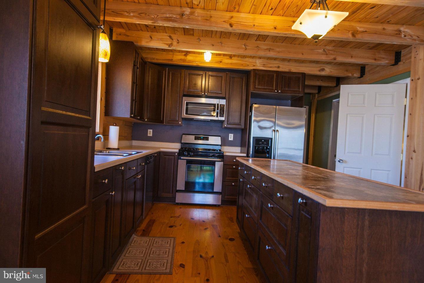 RIVER RIDGE - Residential