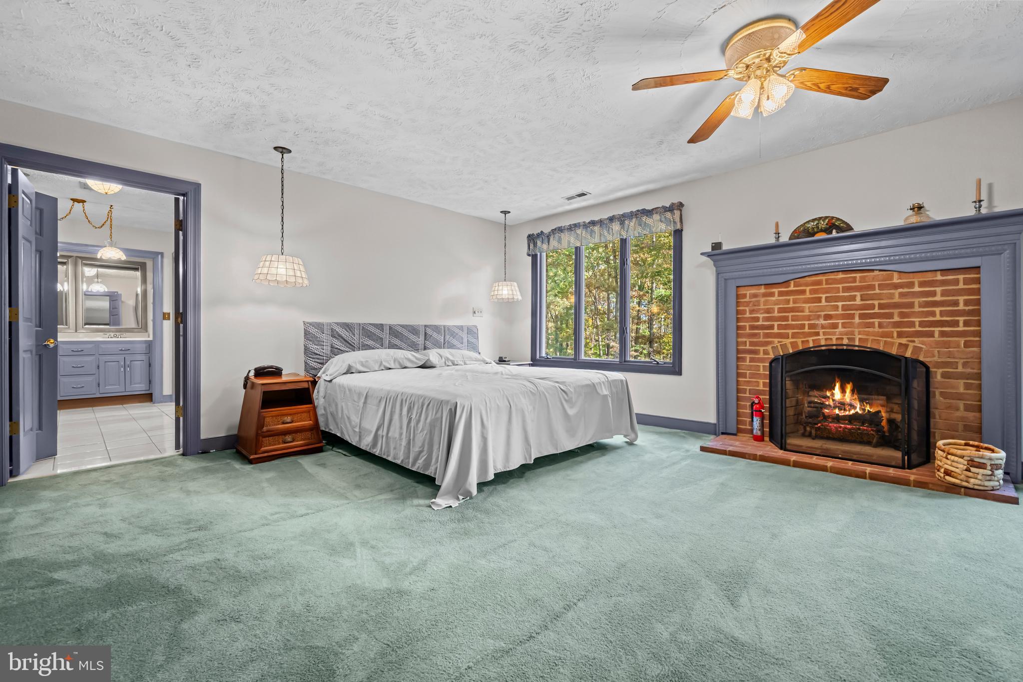 CARRIAGE HILLS - Residential