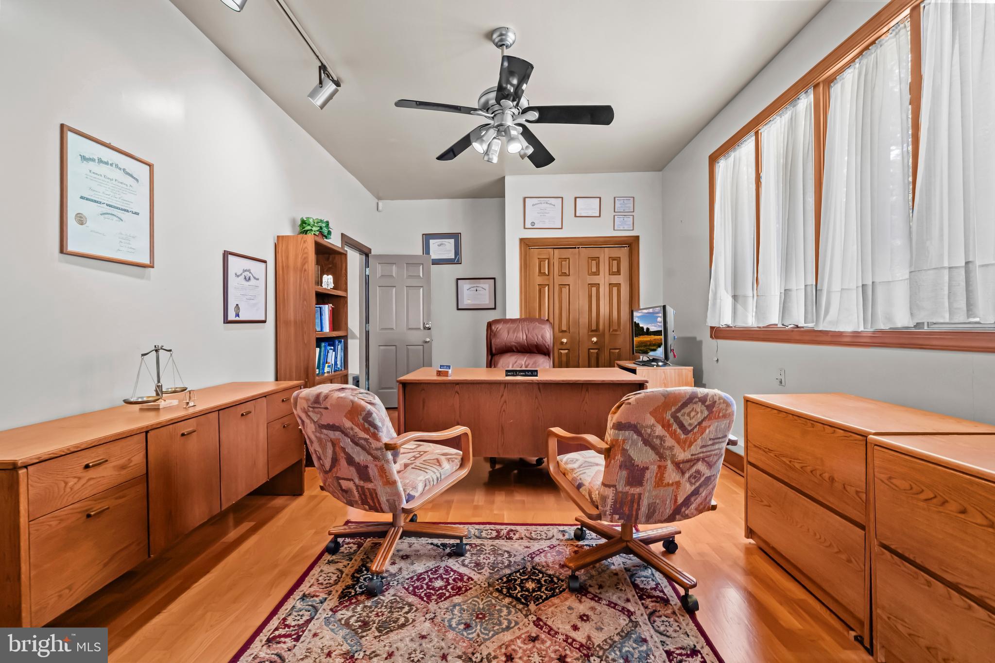 CARRIAGE HILLS - Residential