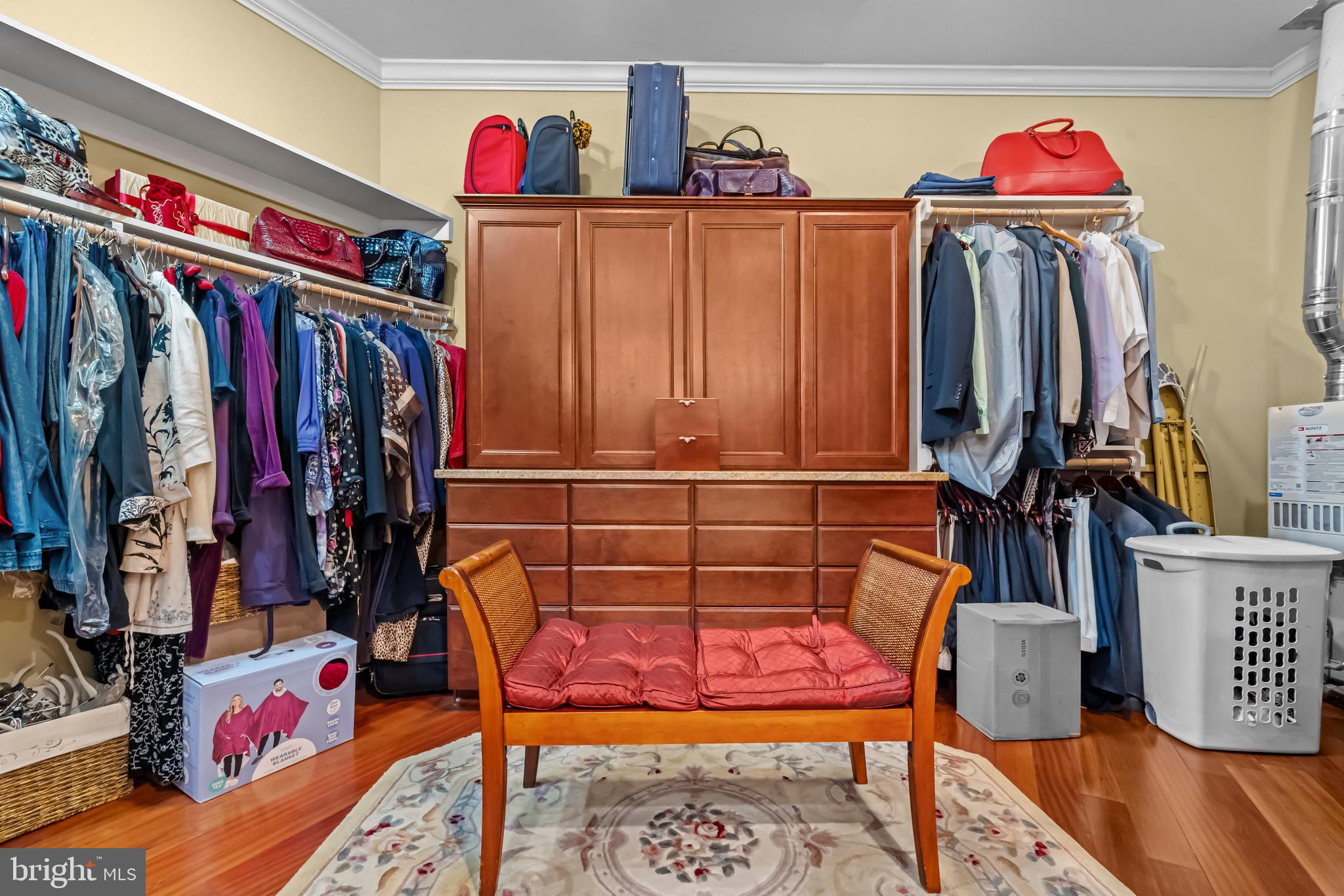 CARRIAGE HILLS - Residential