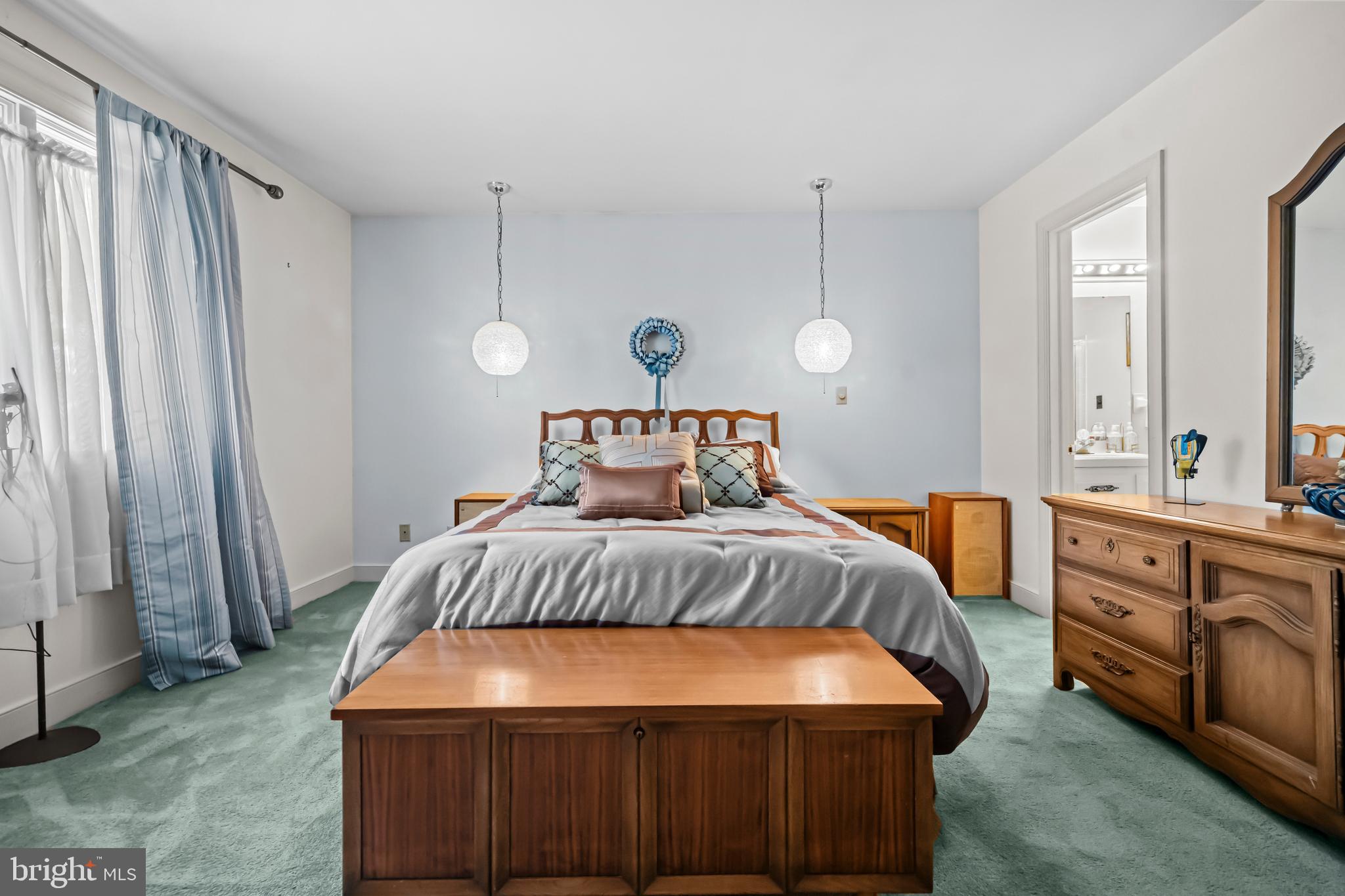 CARRIAGE HILLS - Residential