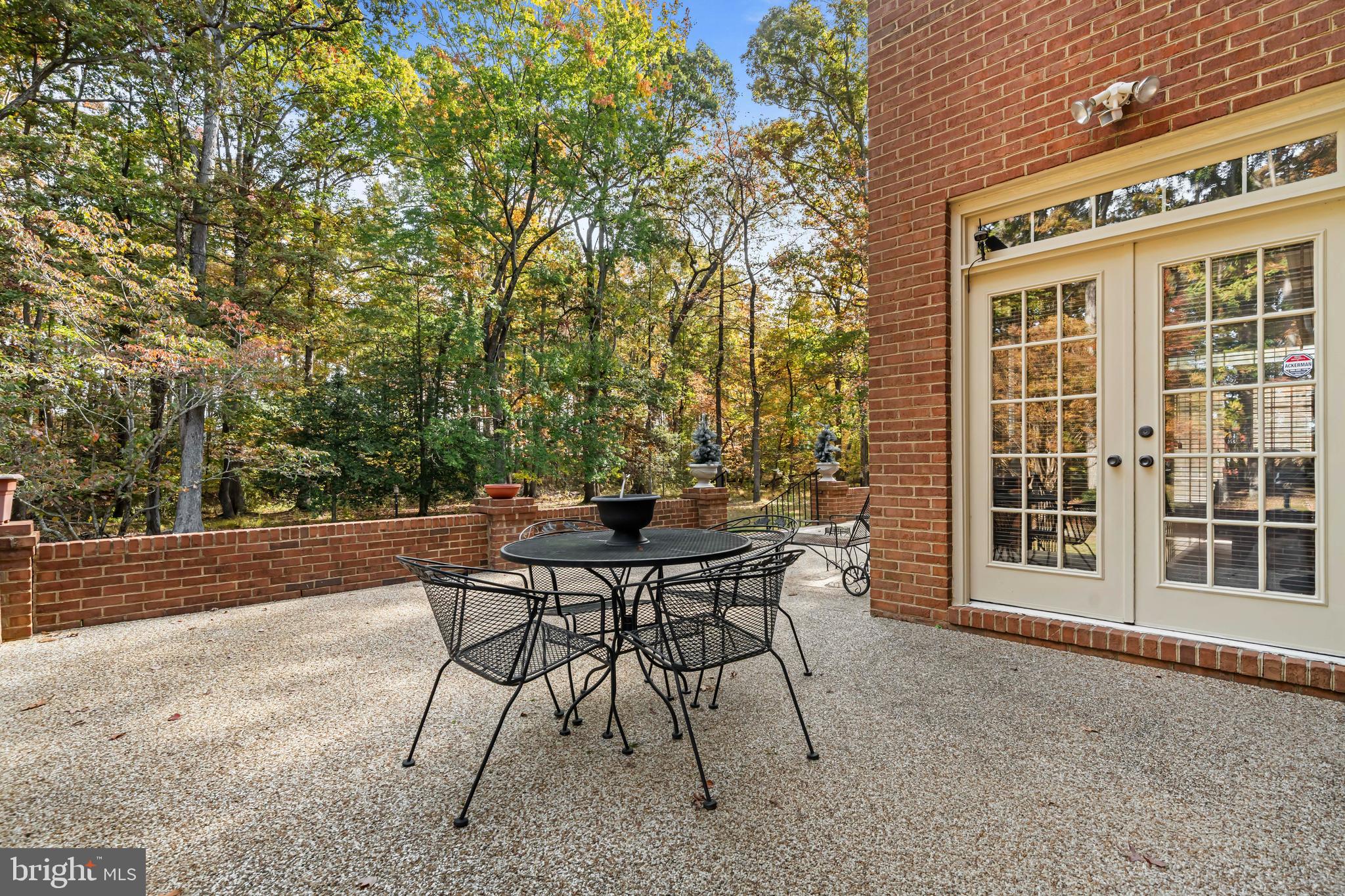 CARRIAGE HILLS - Residential