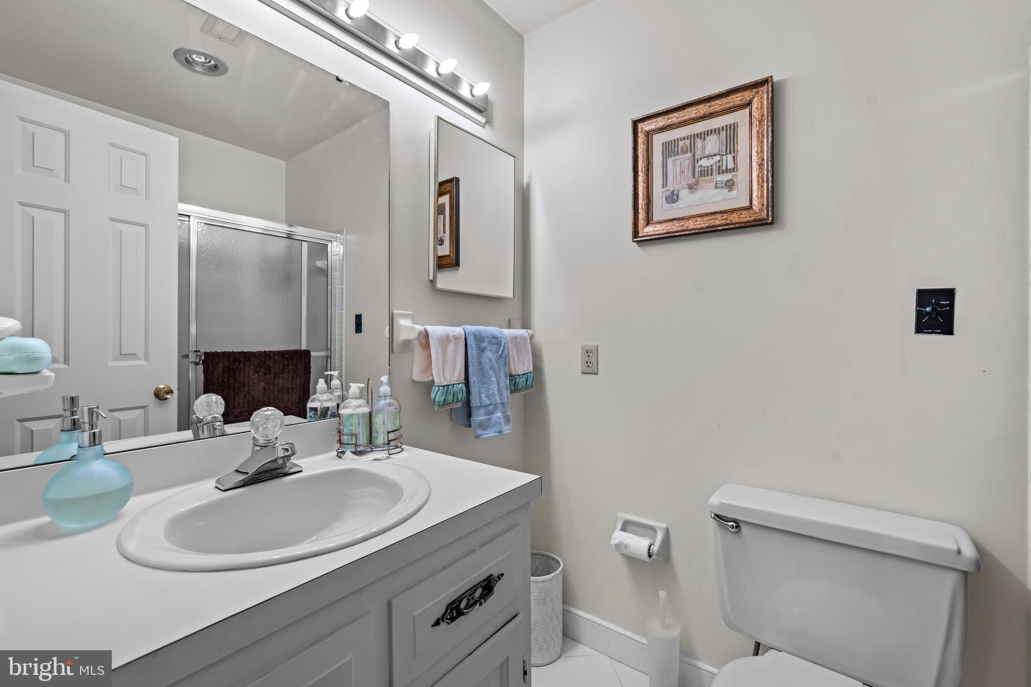 CARRIAGE HILLS - Residential