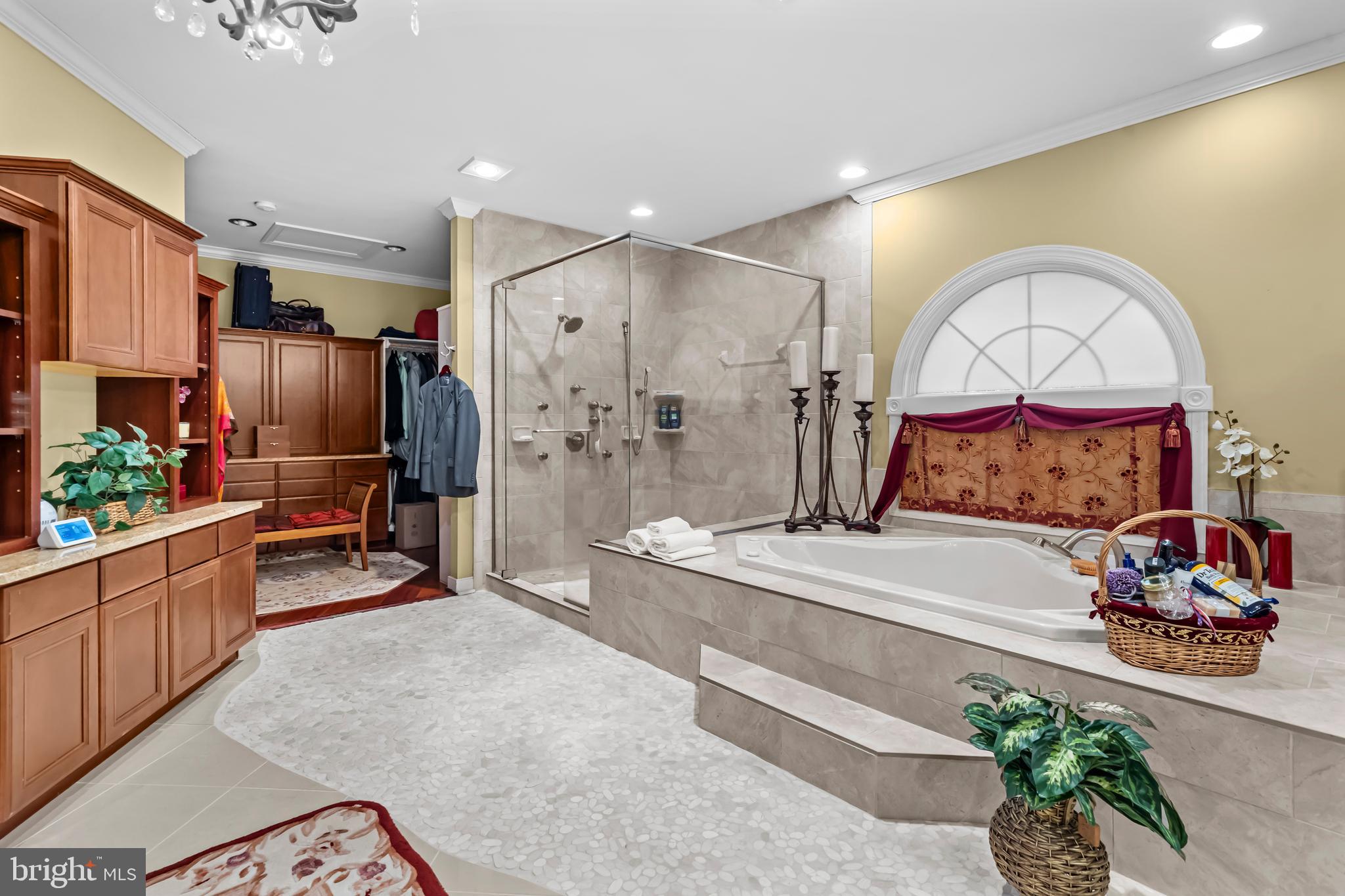 CARRIAGE HILLS - Residential