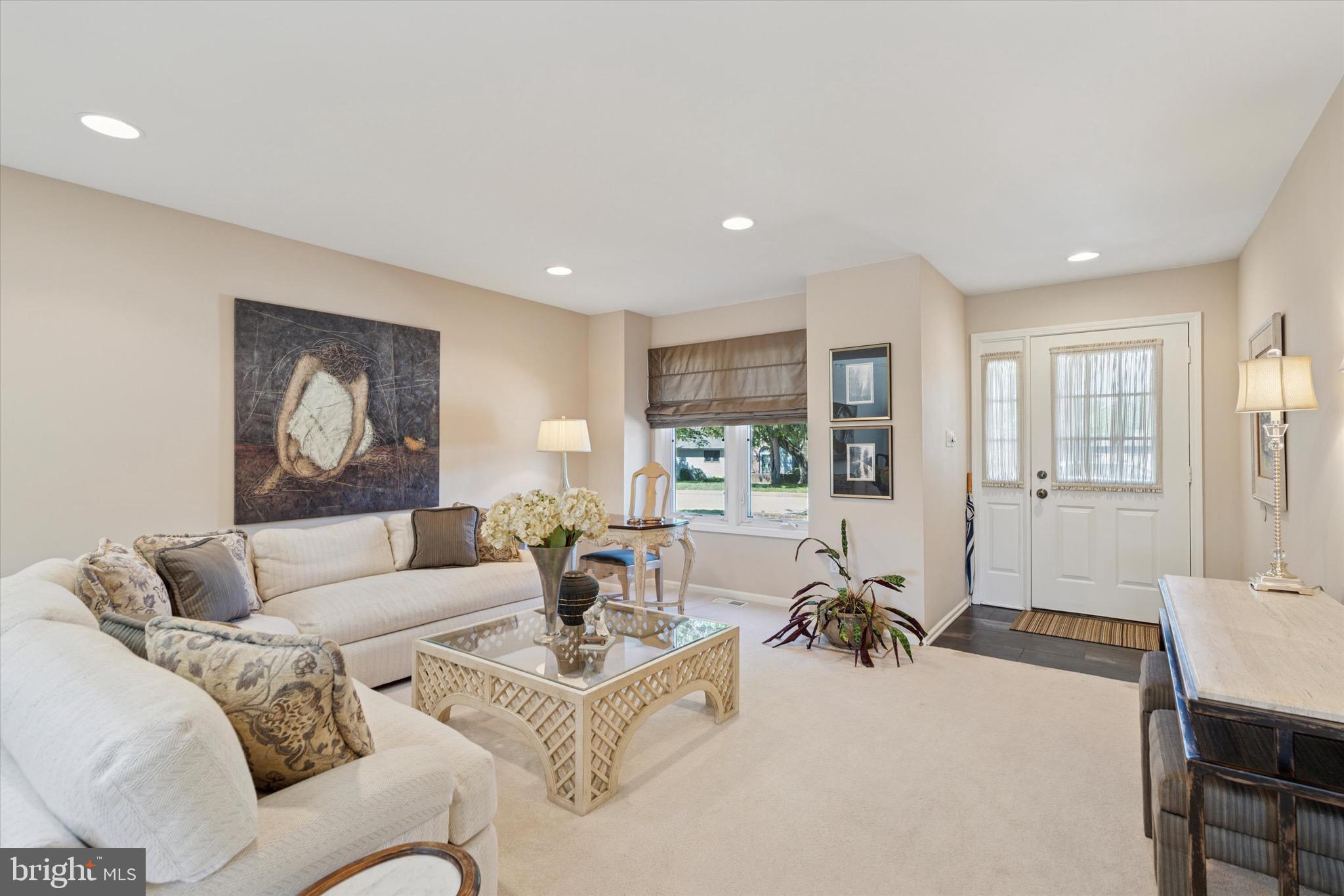 9211 EAGLEVIEW DRIVE