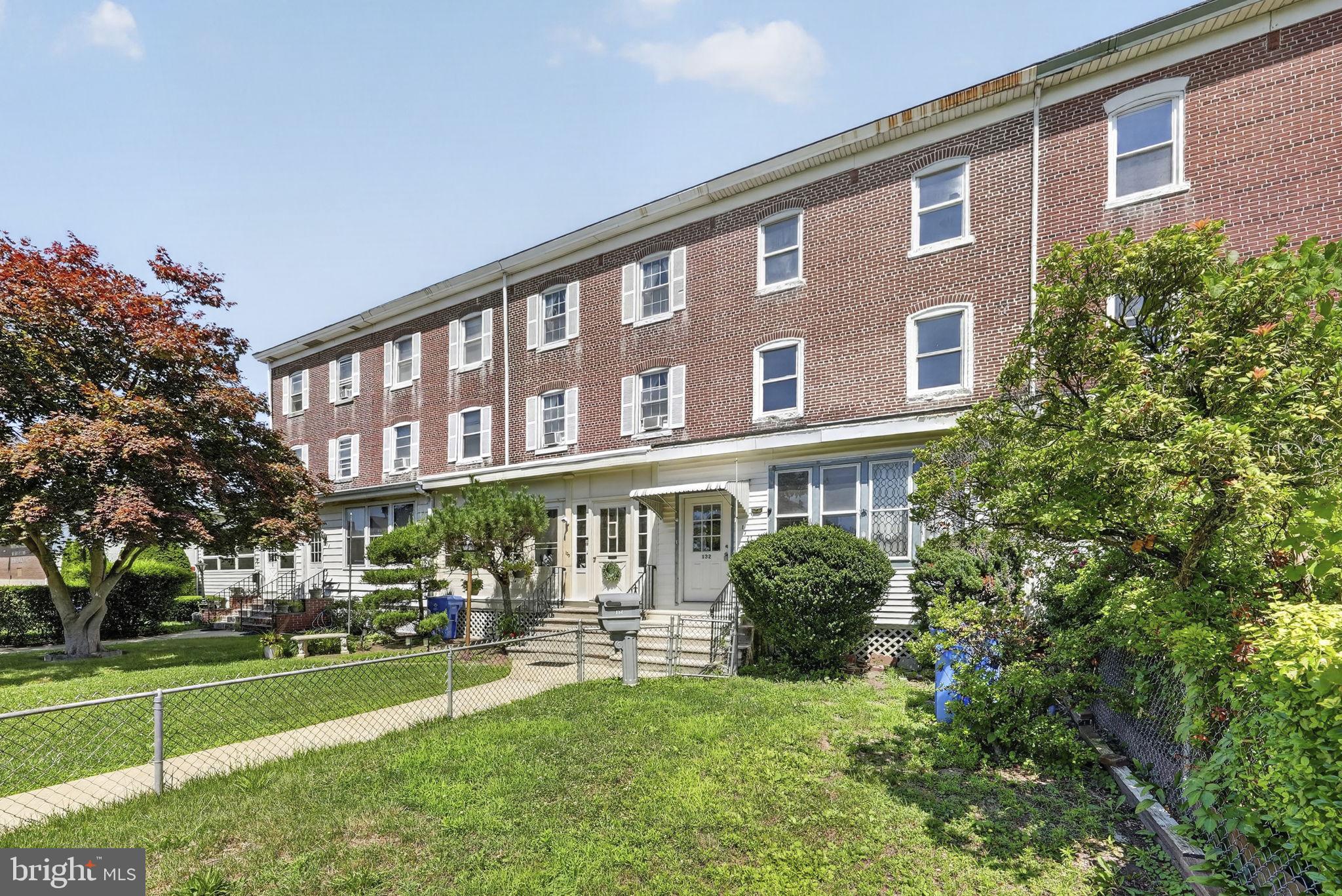 132 4TH AVENUE