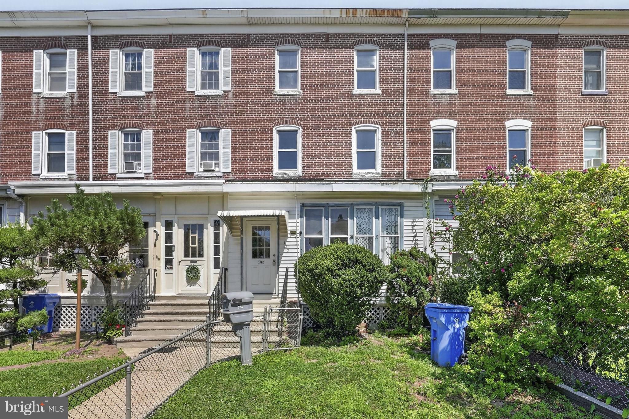 132 4TH AVENUE