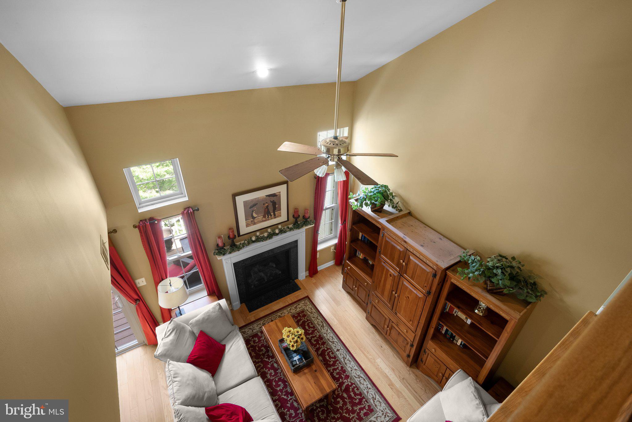 CLOVERLEAF CENTER - Residential