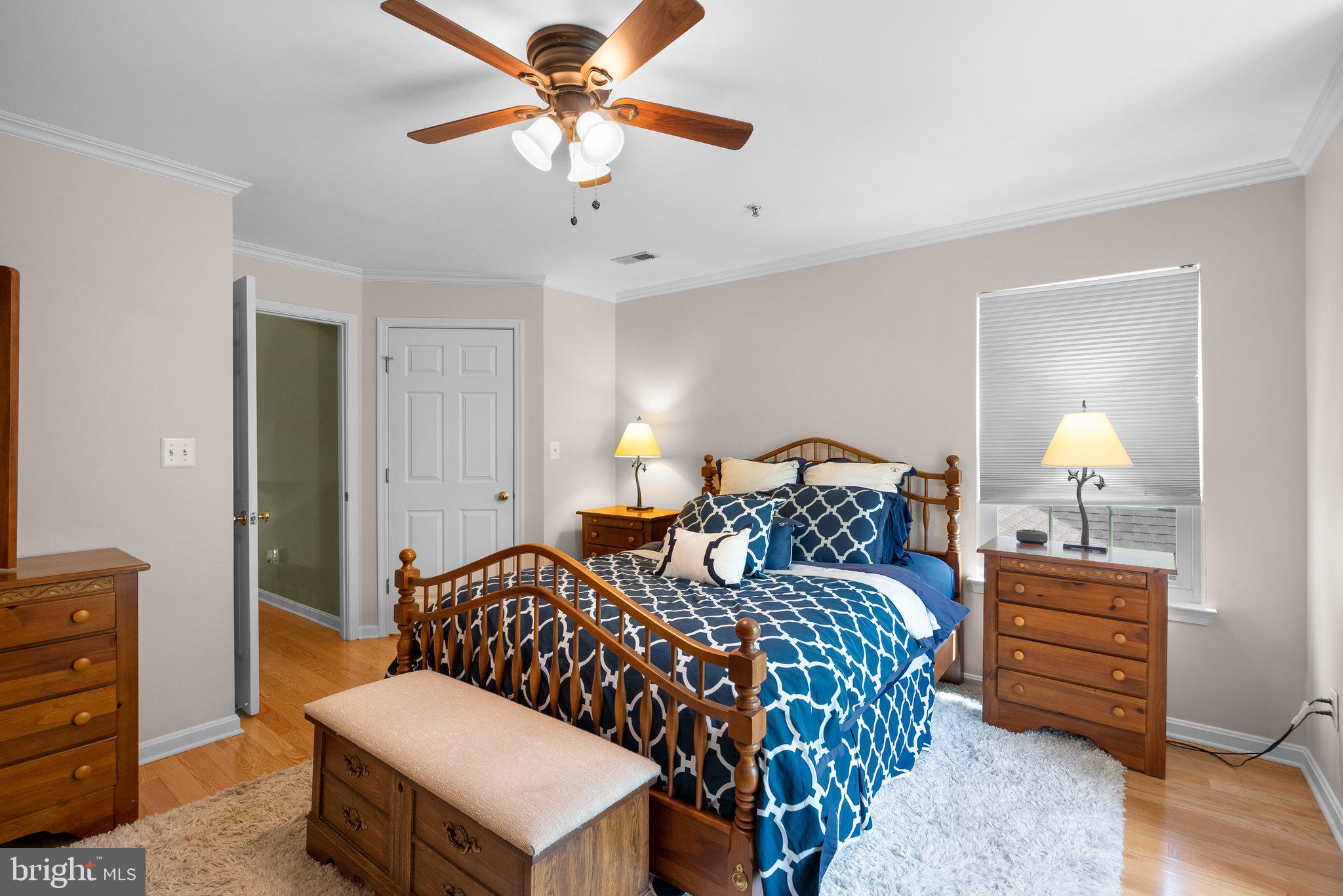 CLOVERLEAF CENTER - Residential