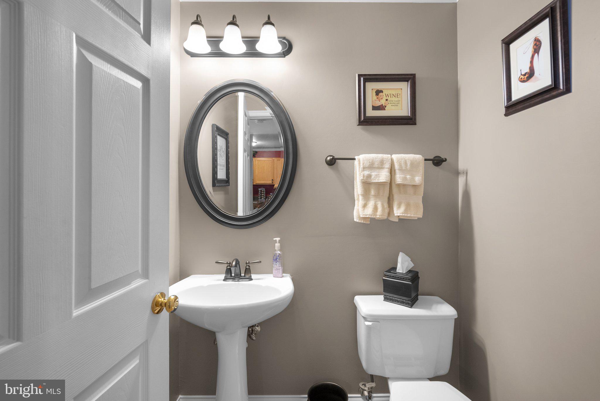 CLOVERLEAF CENTER - Residential