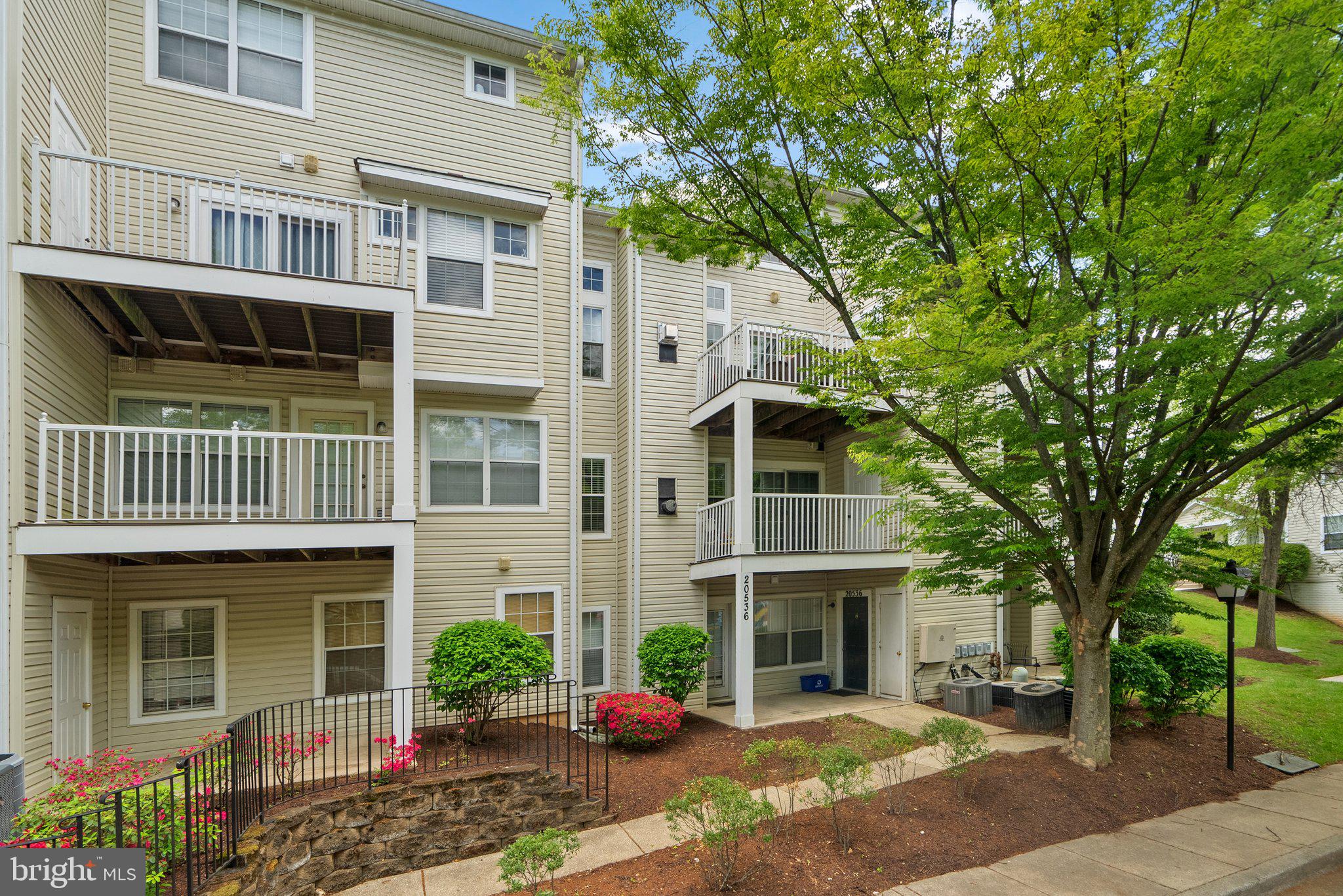 CLOVERLEAF CENTER - Residential