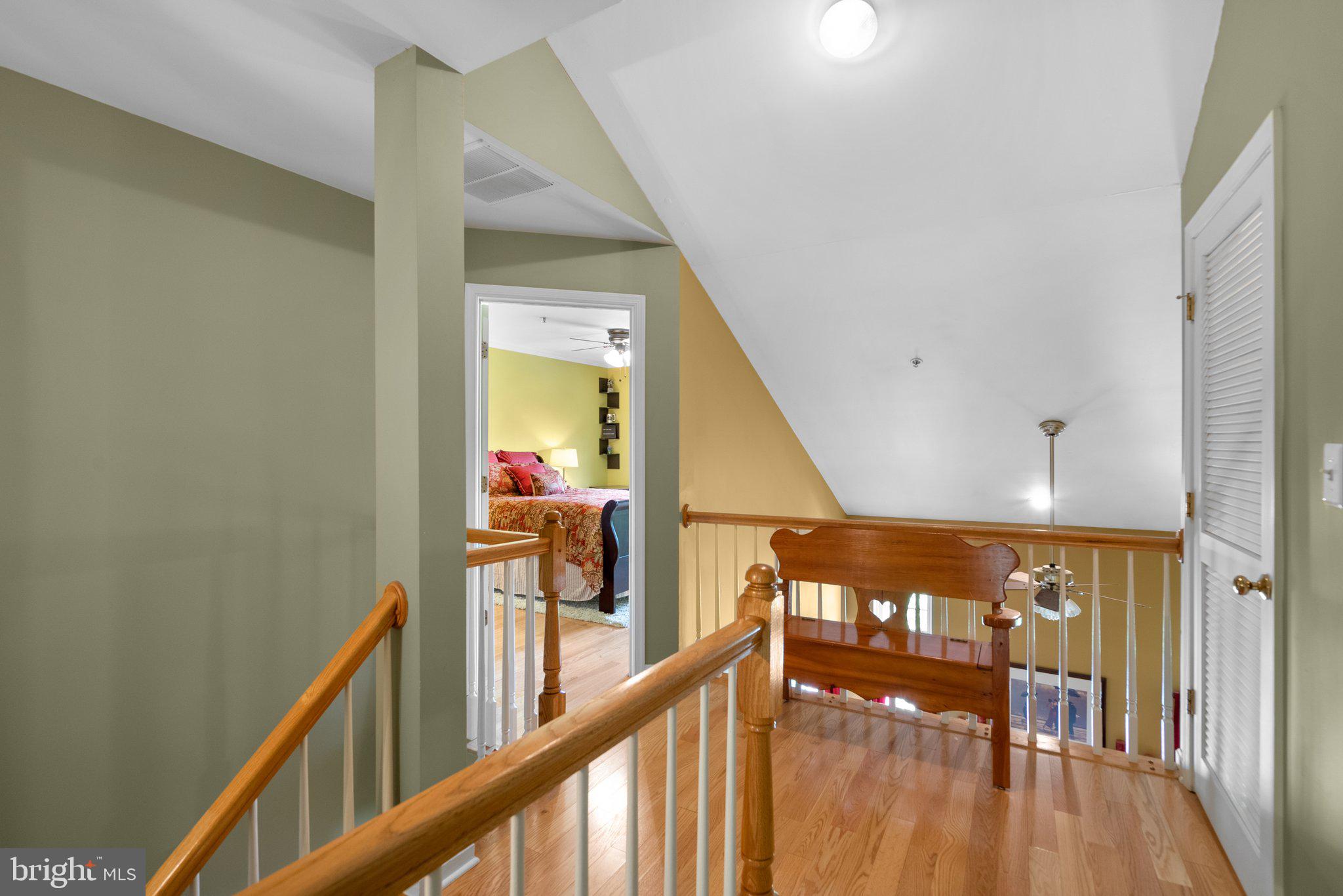 CLOVERLEAF CENTER - Residential