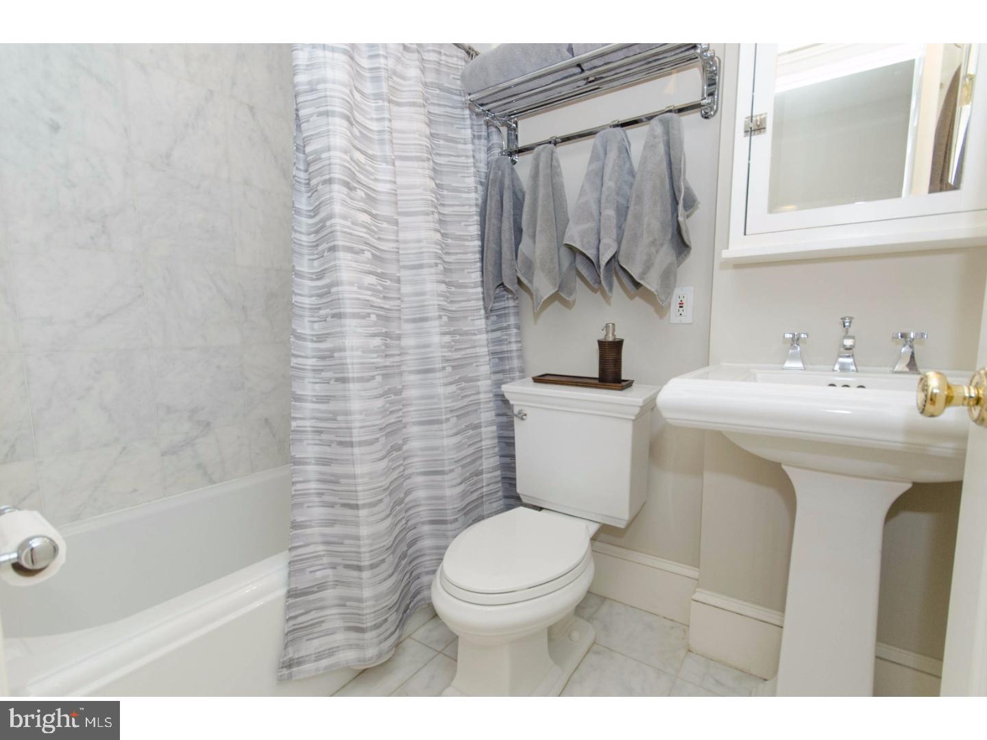 RITTENHOUSE SQUARE - Residential