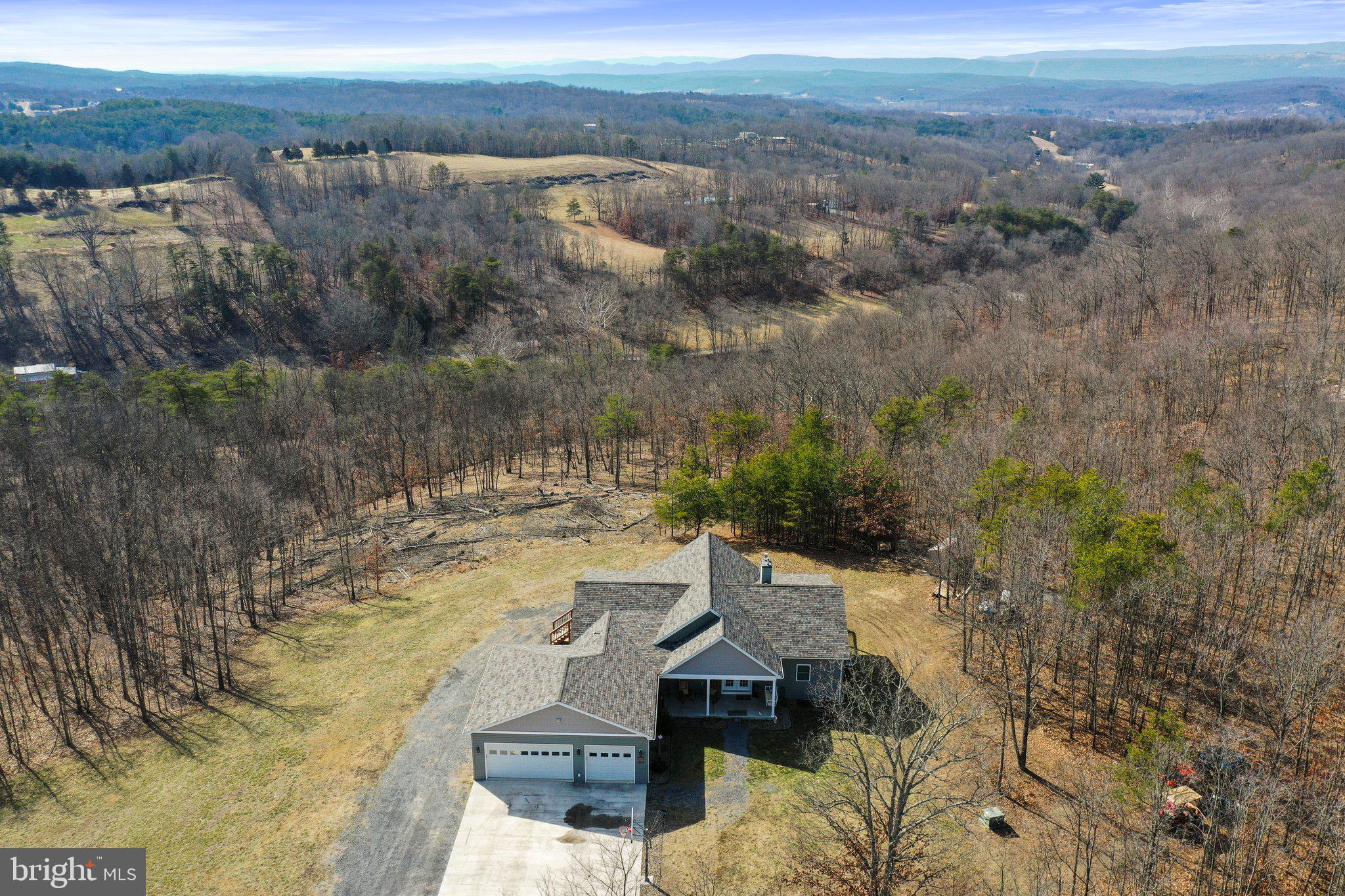 OAKPOINTE - Residential