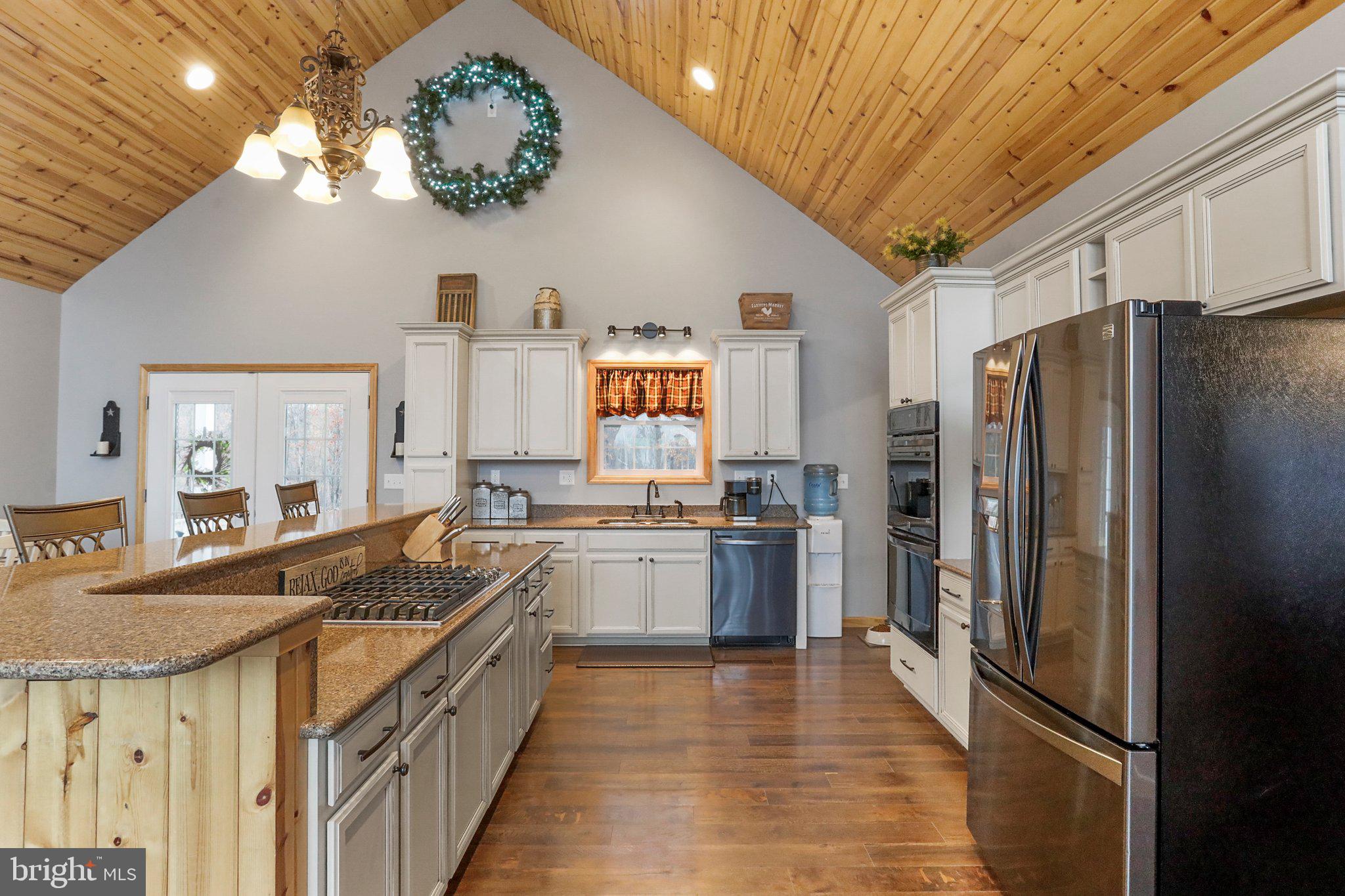 OAKPOINTE - Residential