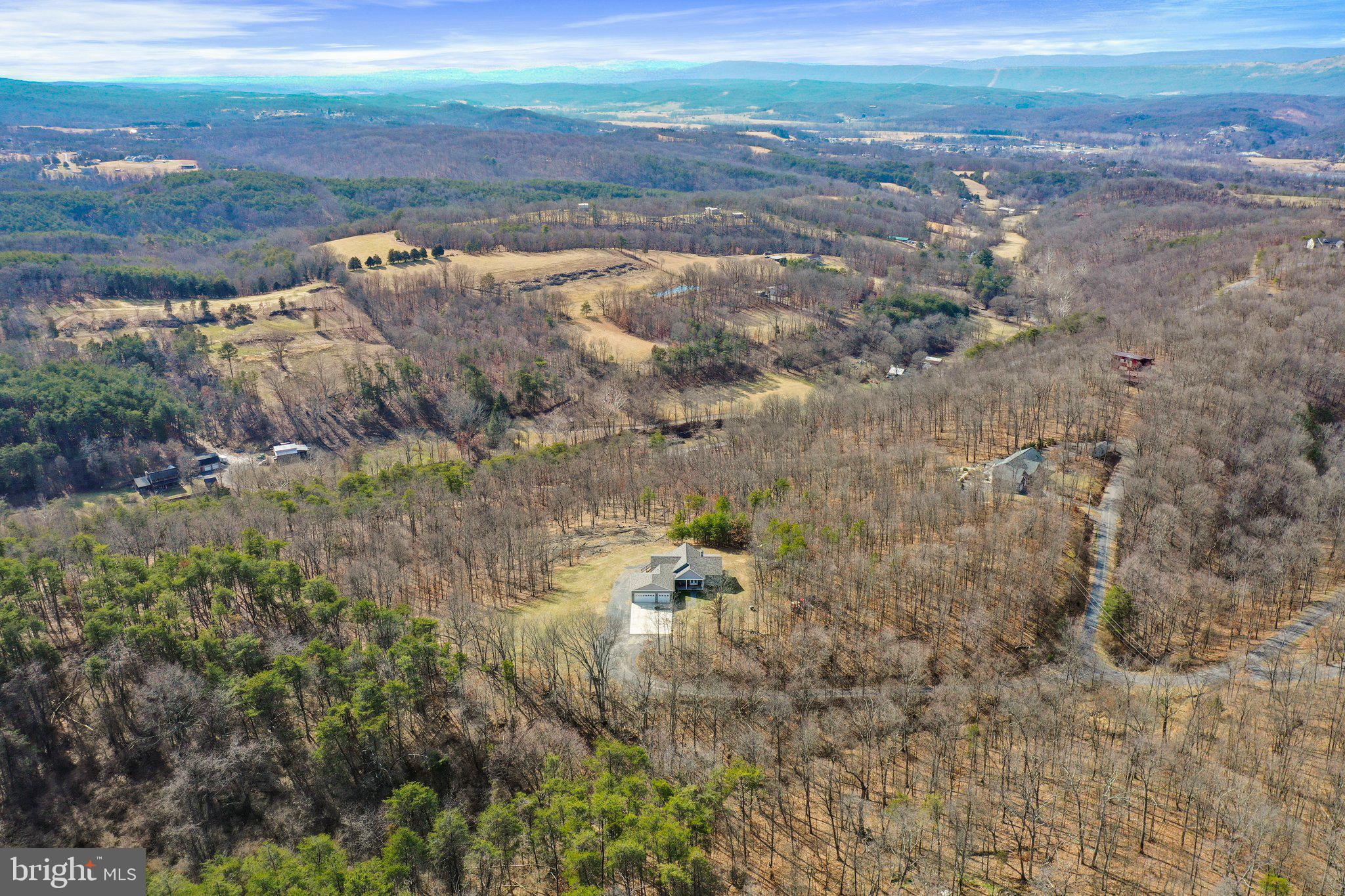 OAKPOINTE - Residential